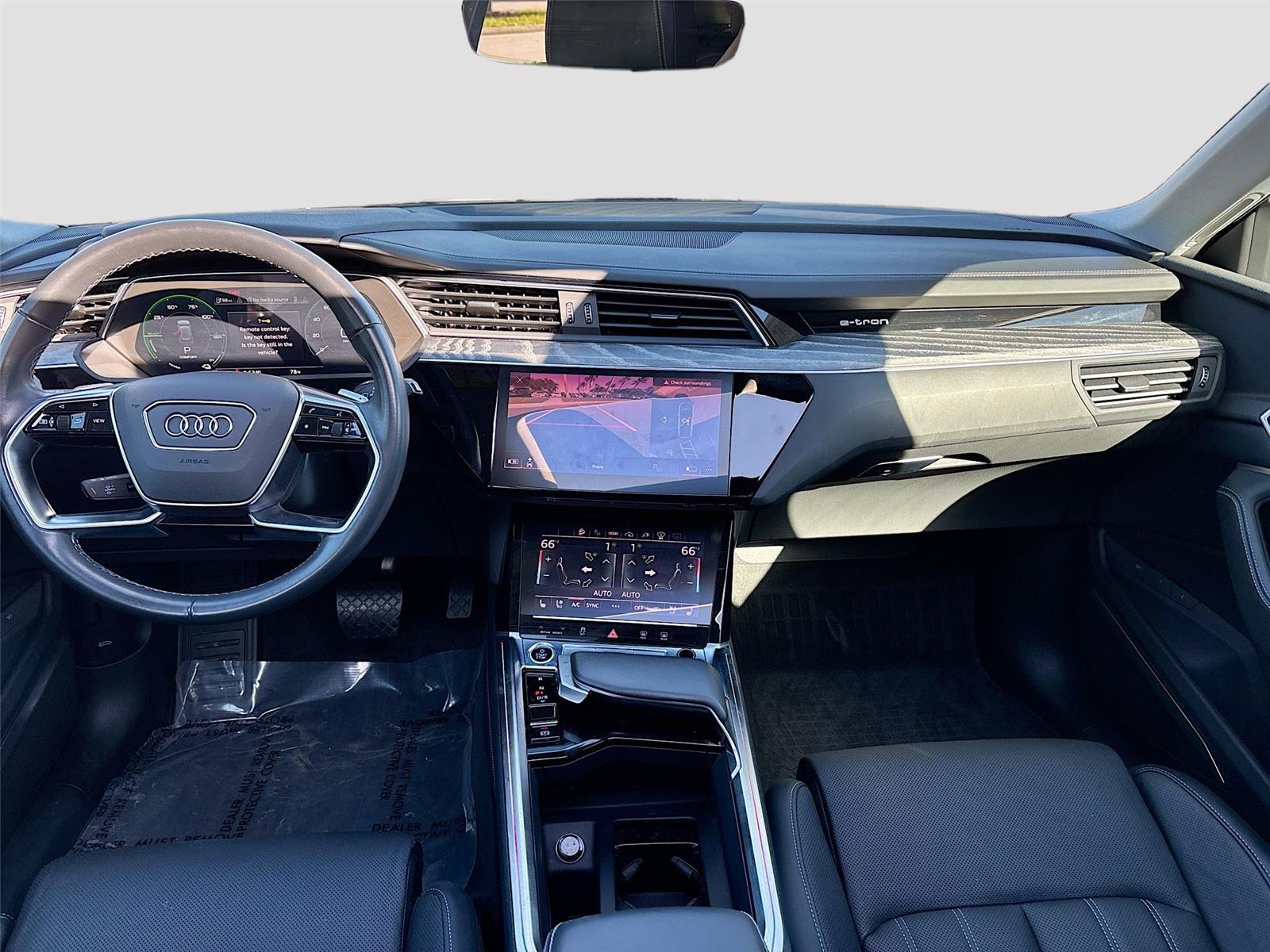 2024 Audi Q8 e-tron Prestige