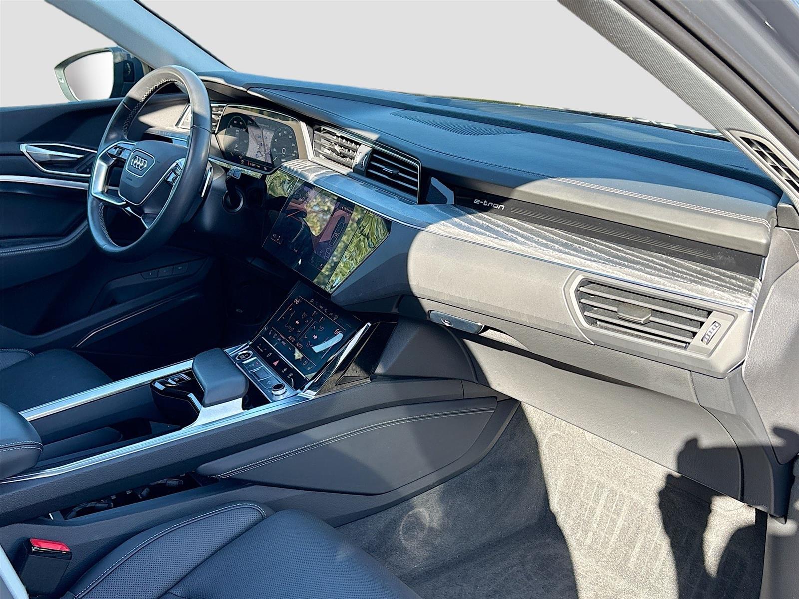 2024 Audi Q8 e-tron Prestige