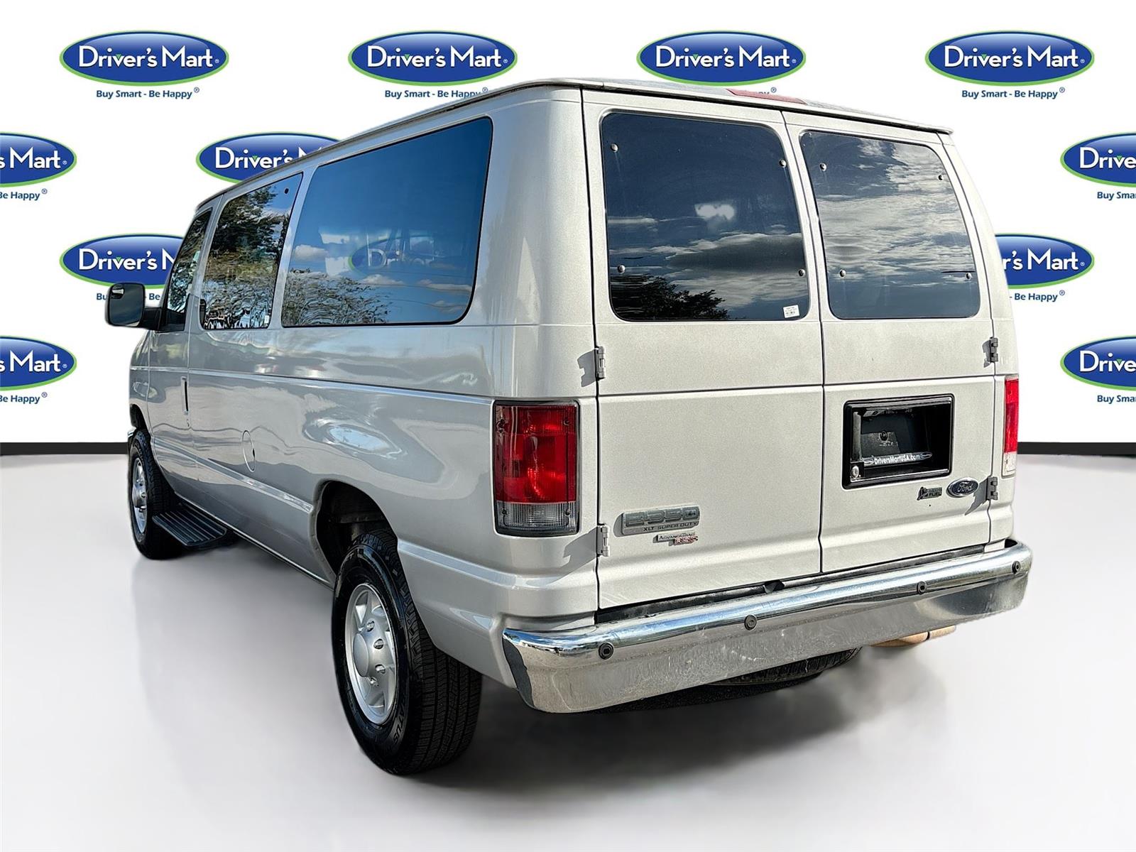 2013 Ford Econoline Wagon XLT