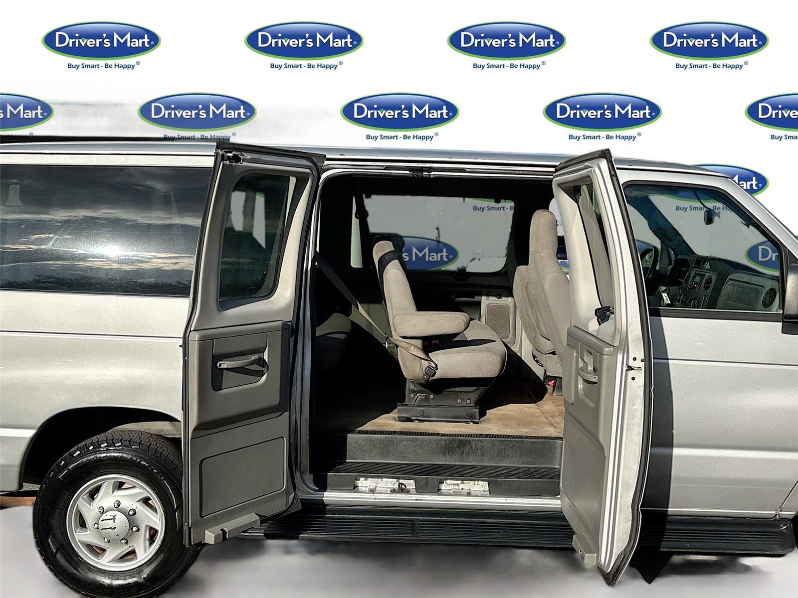 2013 Ford Econoline Wagon XLT