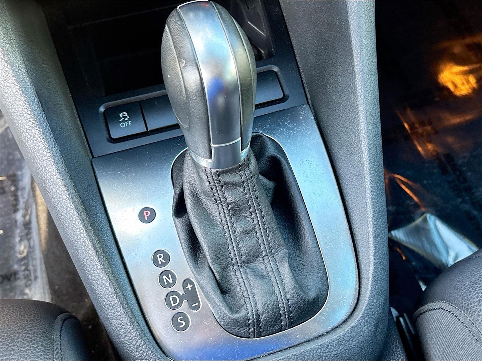 2014 Volkswagen Jetta SportWagen SE