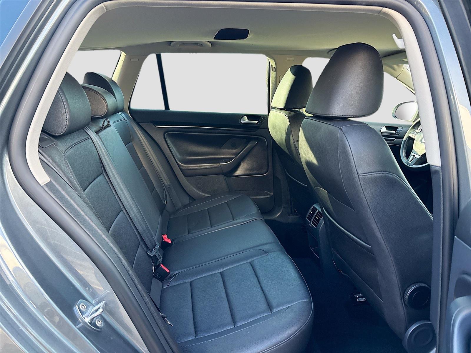 2014 Volkswagen Jetta SportWagen SE