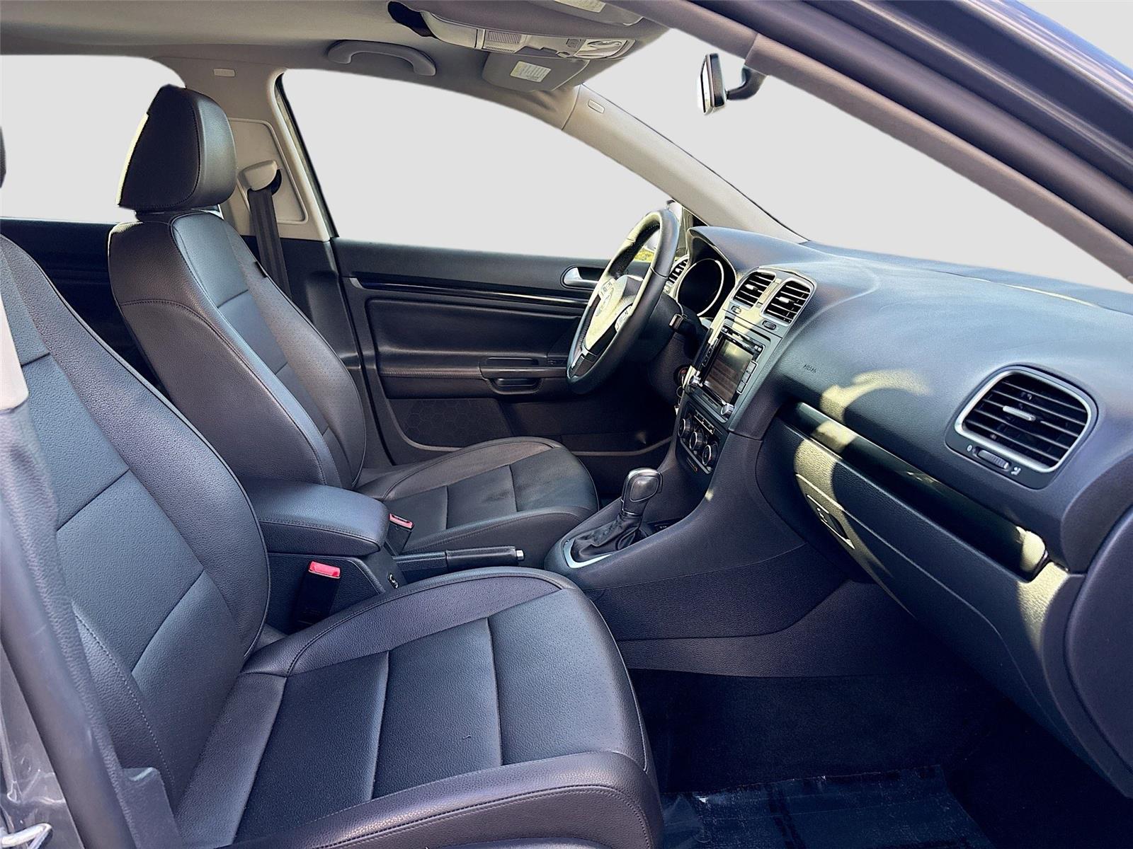 2014 Volkswagen Jetta SportWagen SE