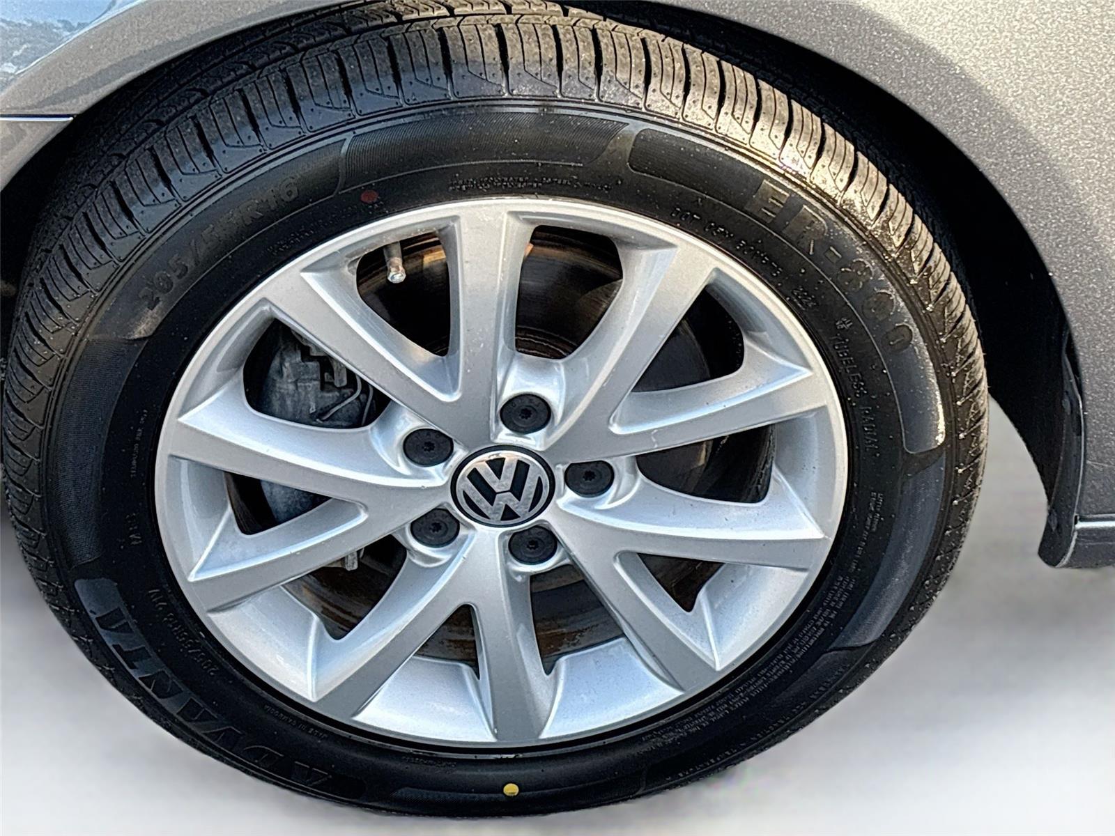 2014 Volkswagen Jetta SportWagen SE