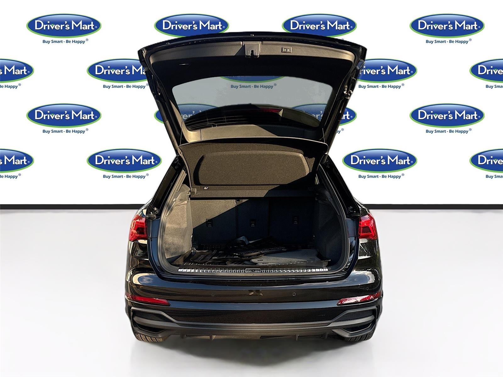 2023 Audi Q3 S line Premium Plus