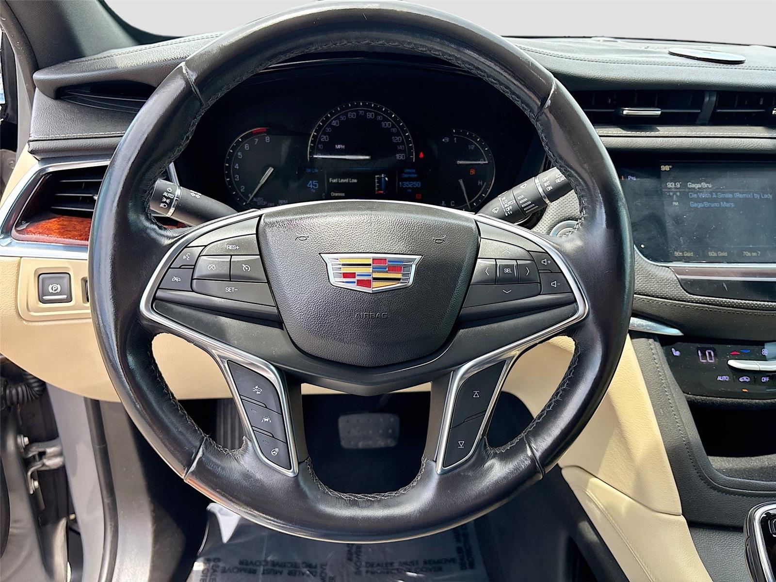 2018 Cadillac XT5 Luxury FWD