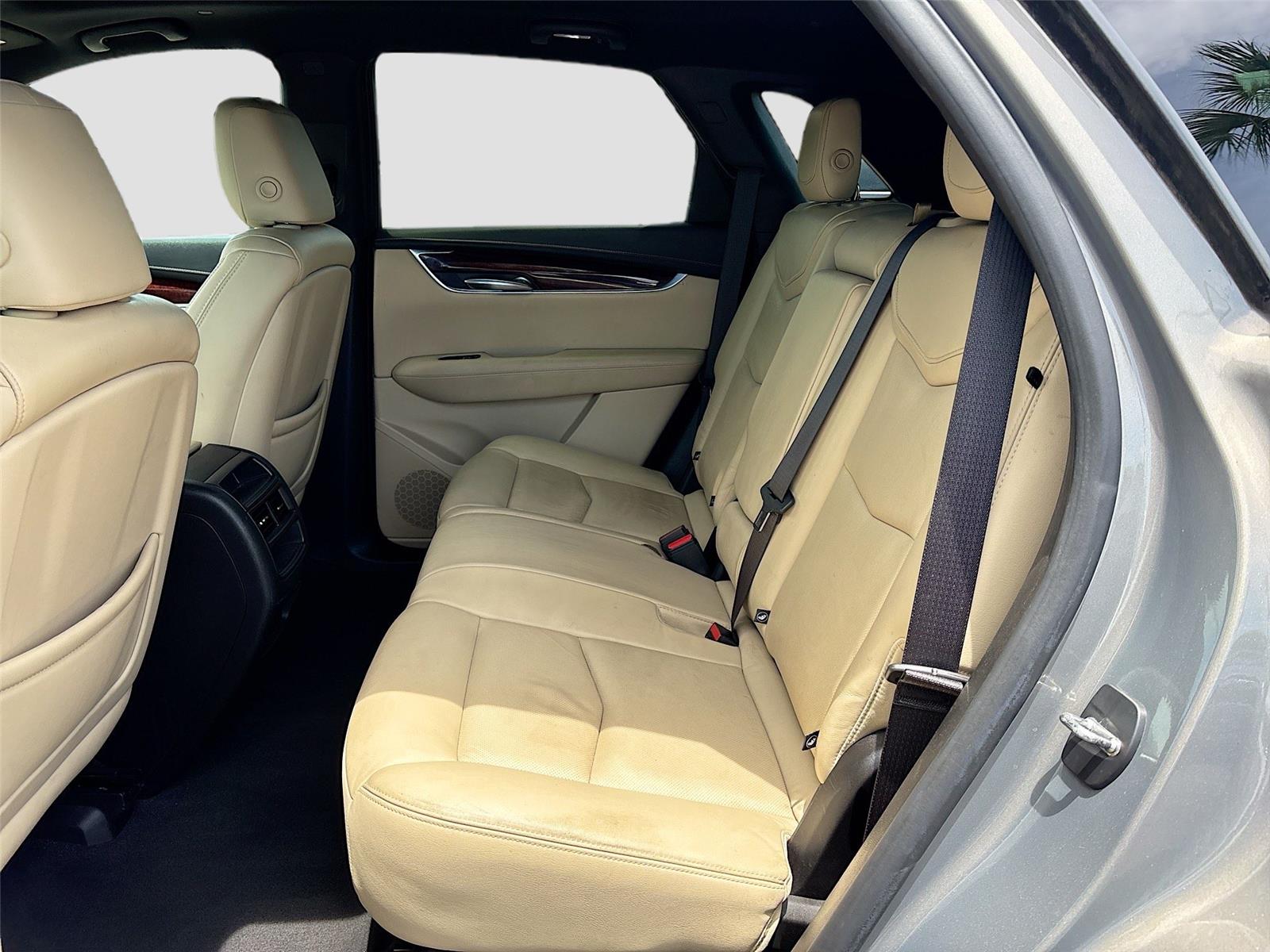 2018 Cadillac XT5 Luxury FWD