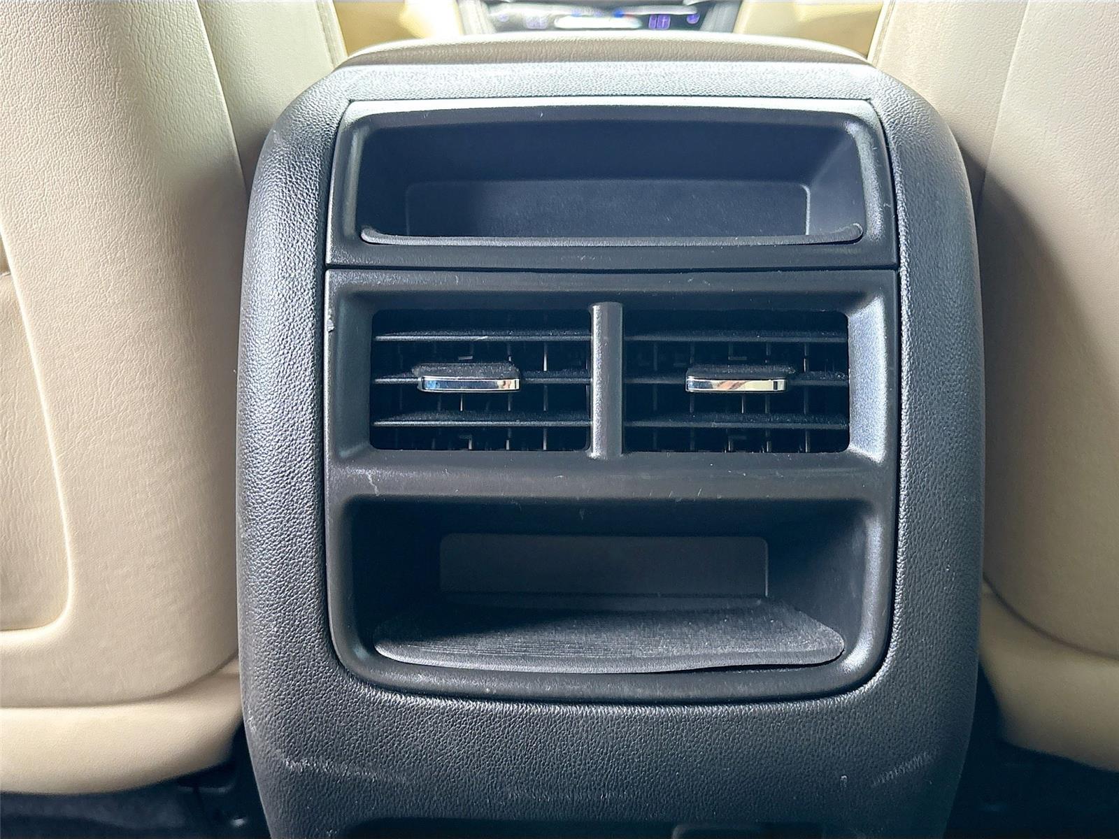 2018 Cadillac XT5 Luxury FWD