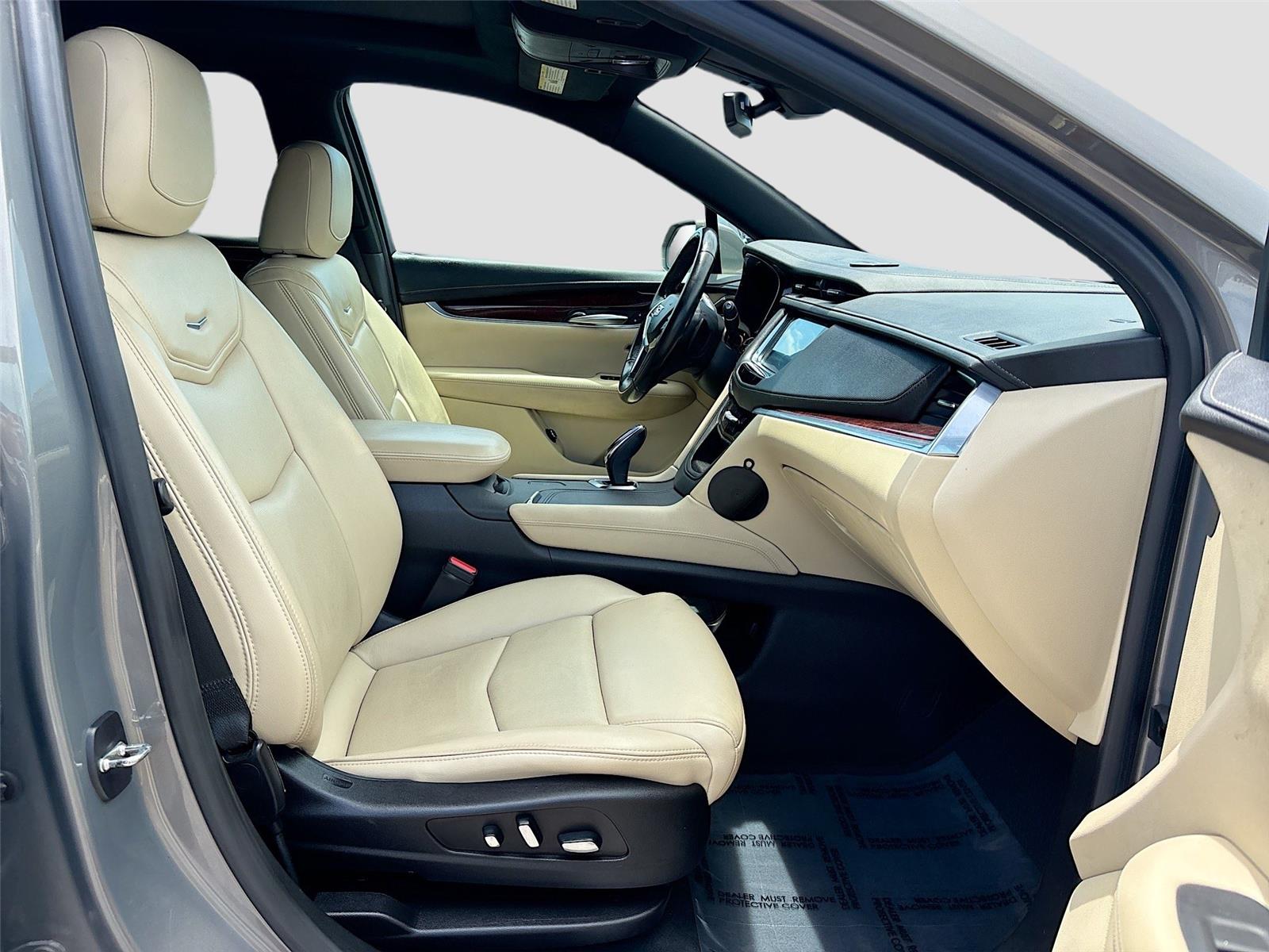 2018 Cadillac XT5 Luxury FWD