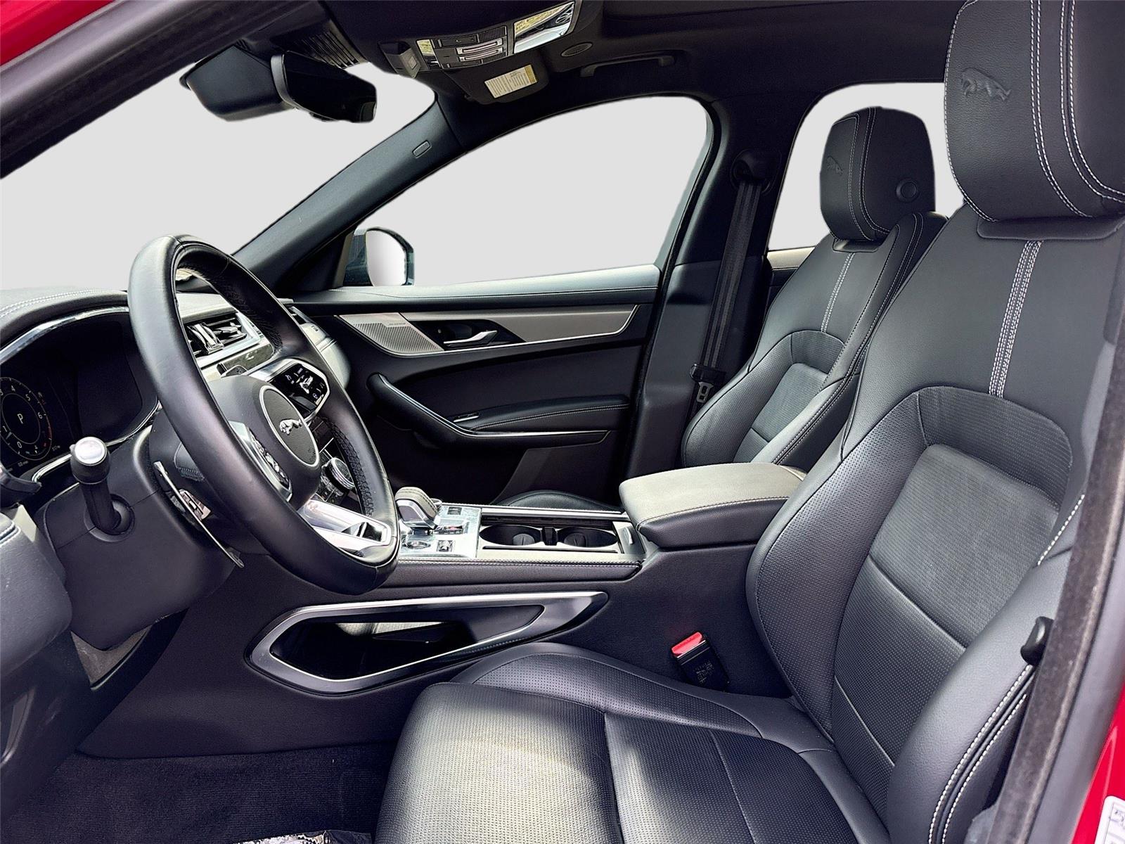 2024 Jaguar F-PACE R-Dynamic S