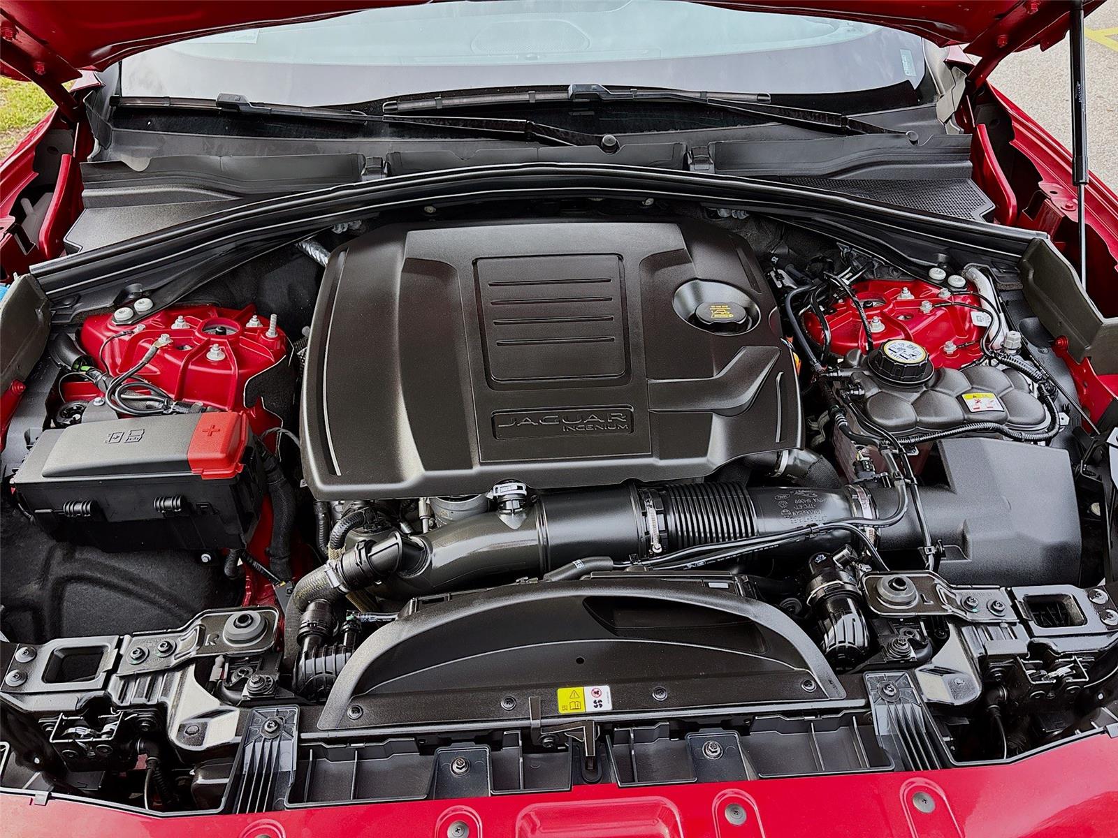 2024 Jaguar F-PACE R-Dynamic S