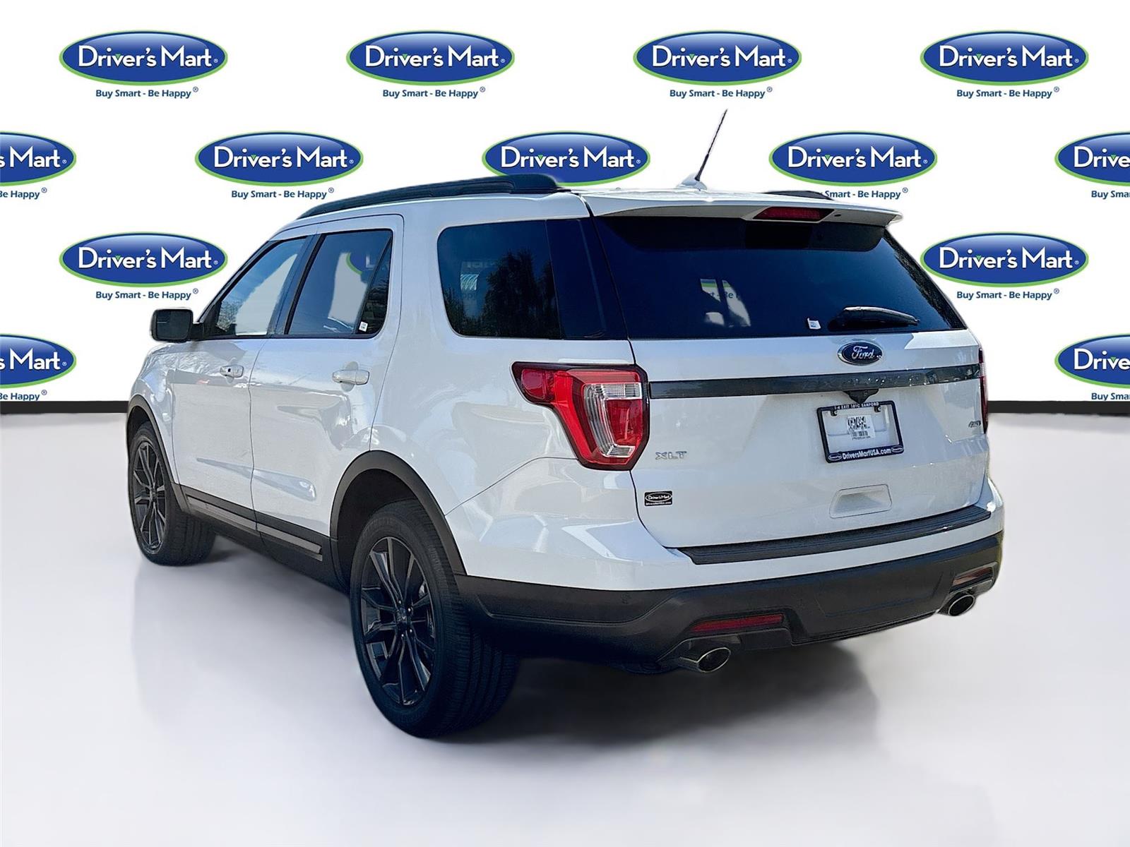 2018 Ford Explorer XLT photo 3