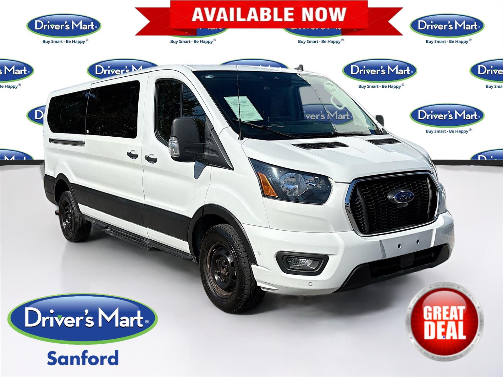 2023 Ford Transit Passenger Wagon XLT