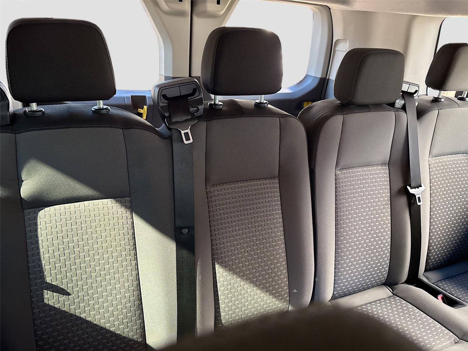 2023 Ford Transit Passenger Wagon XLT