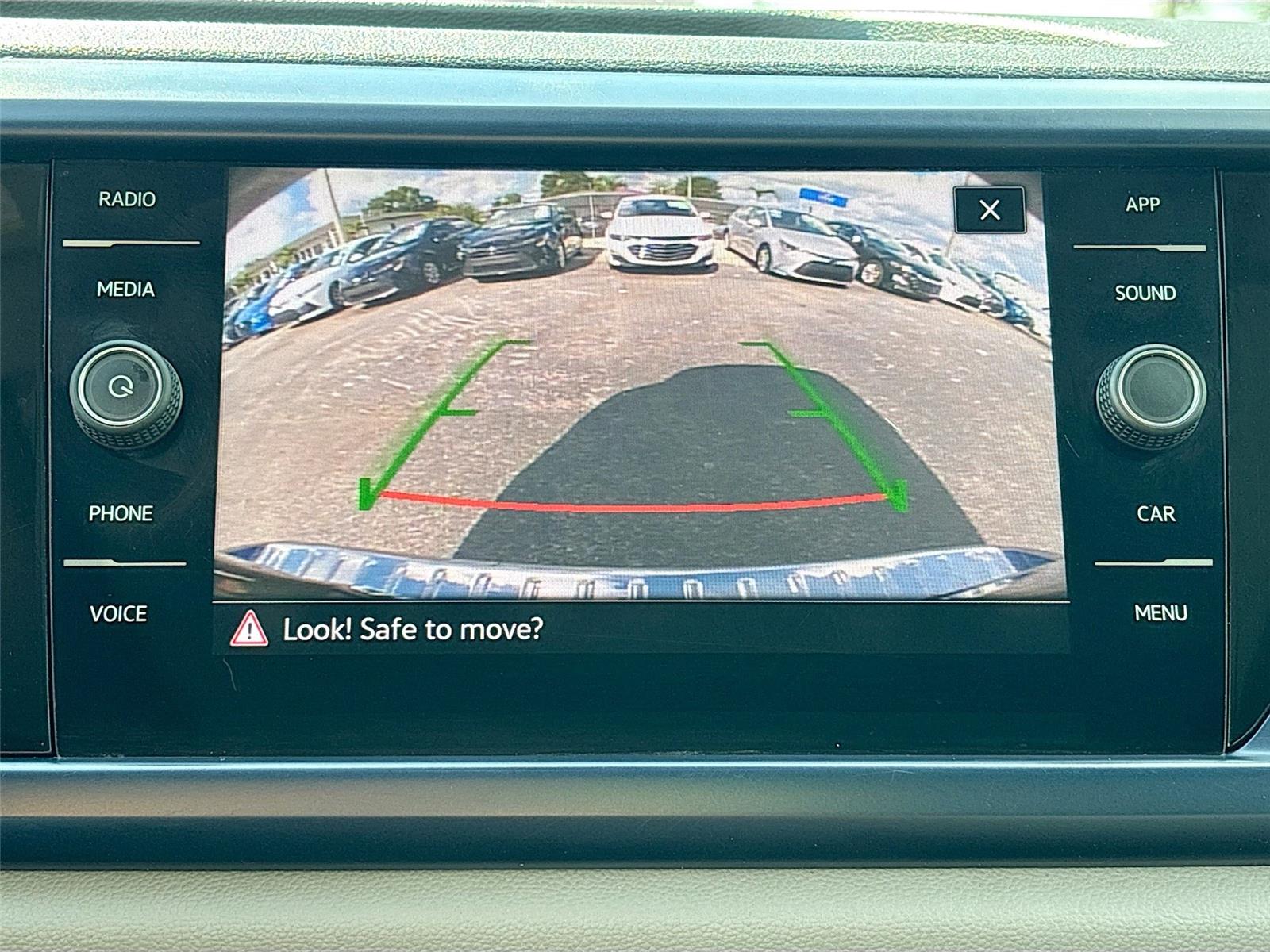 2022 Volkswagen Taos SE