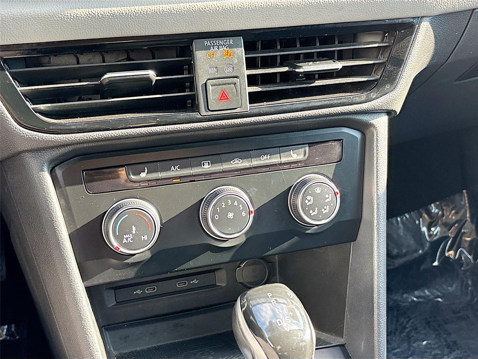 2022 Volkswagen Taos SE