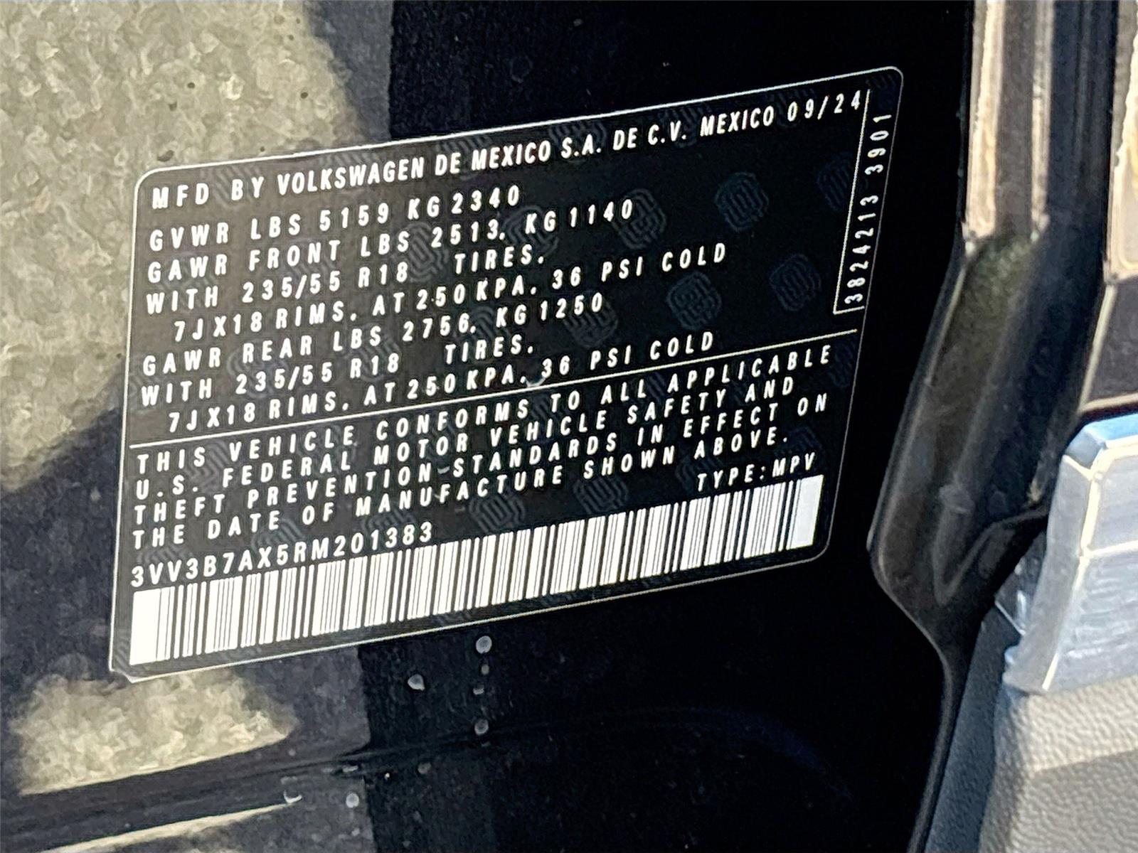 2024 Volkswagen Tiguan SE