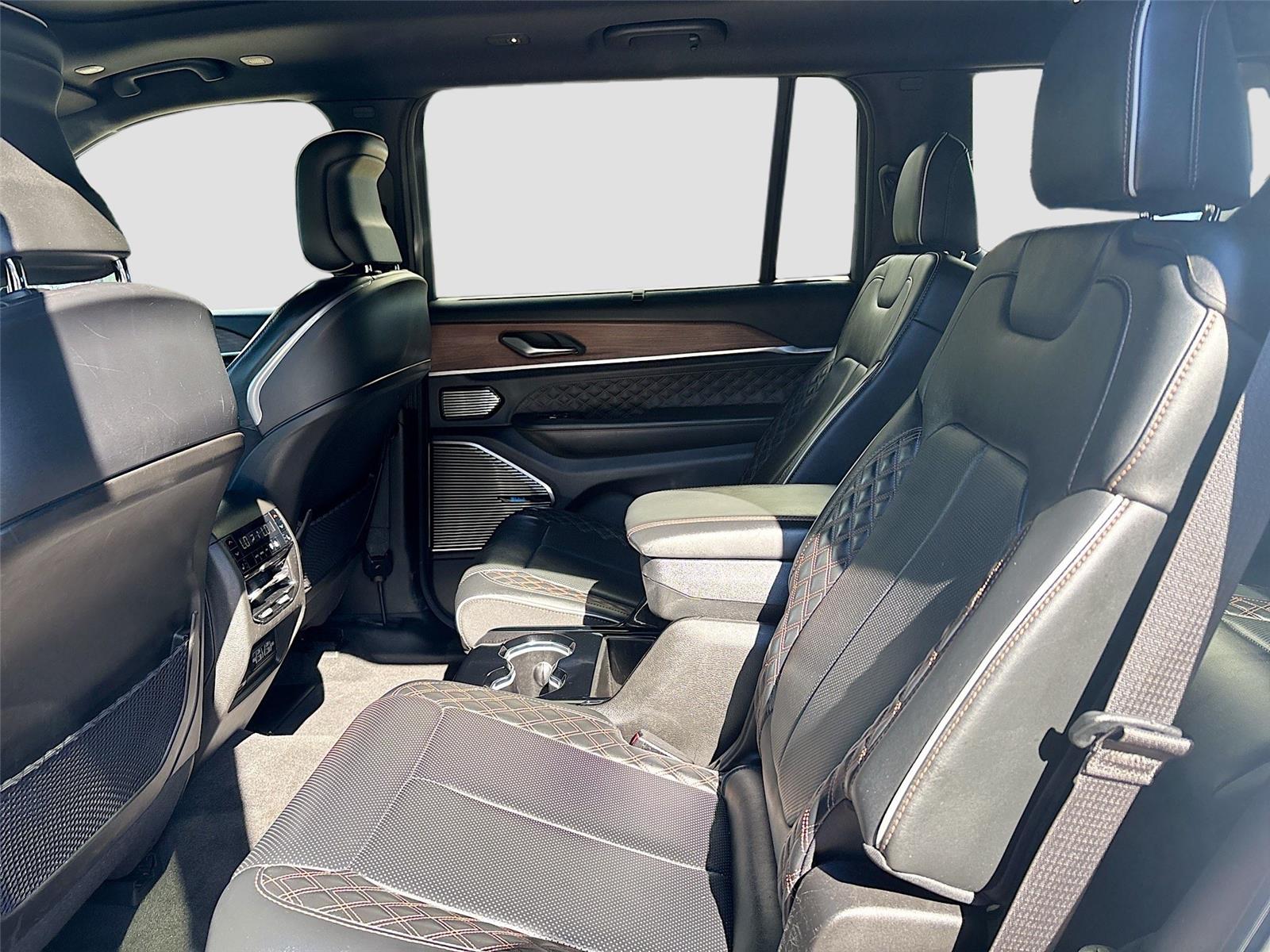 2021 Jeep Grand Cherokee L Summit