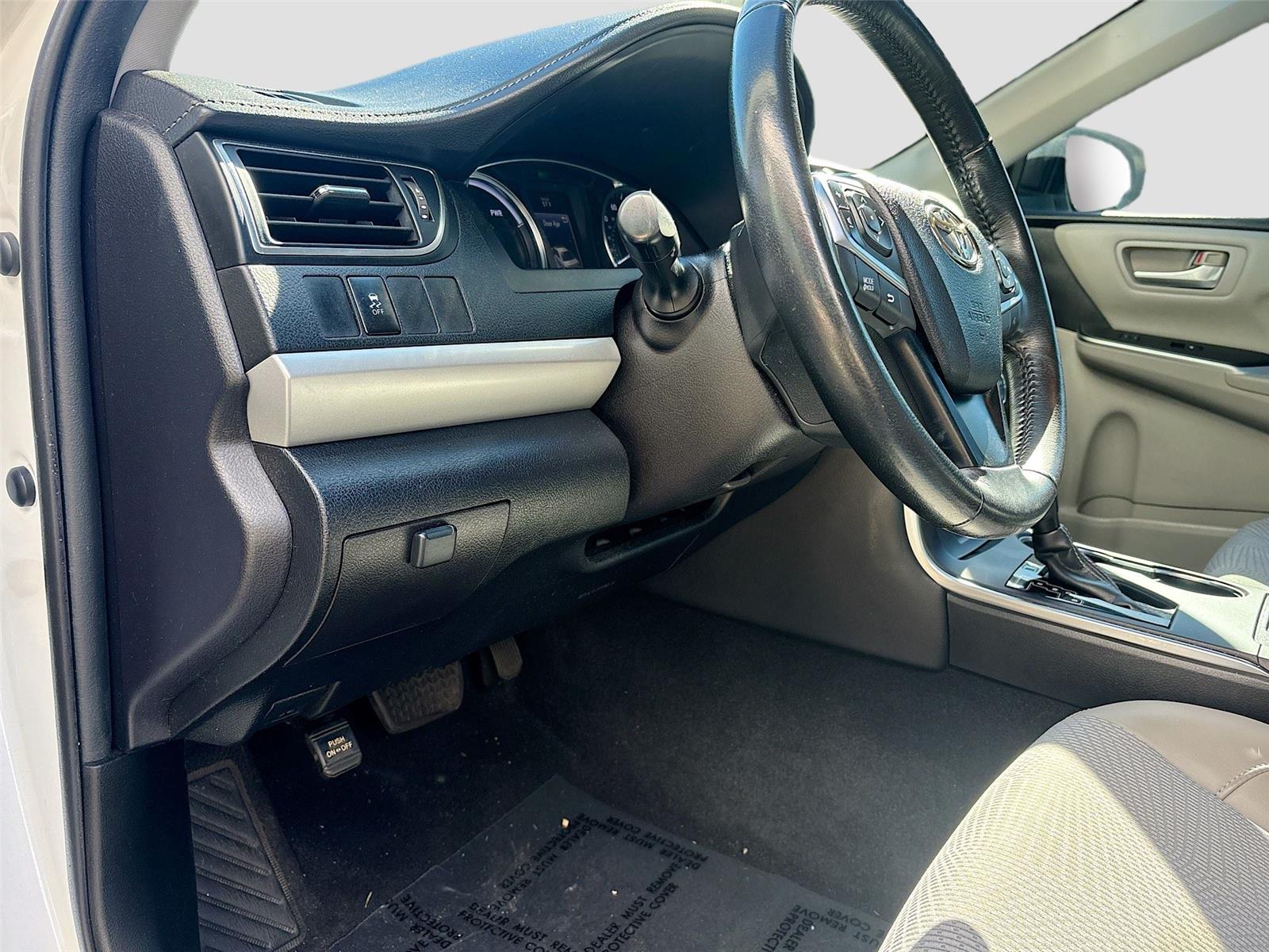 2016 Toyota Camry Hybrid SE