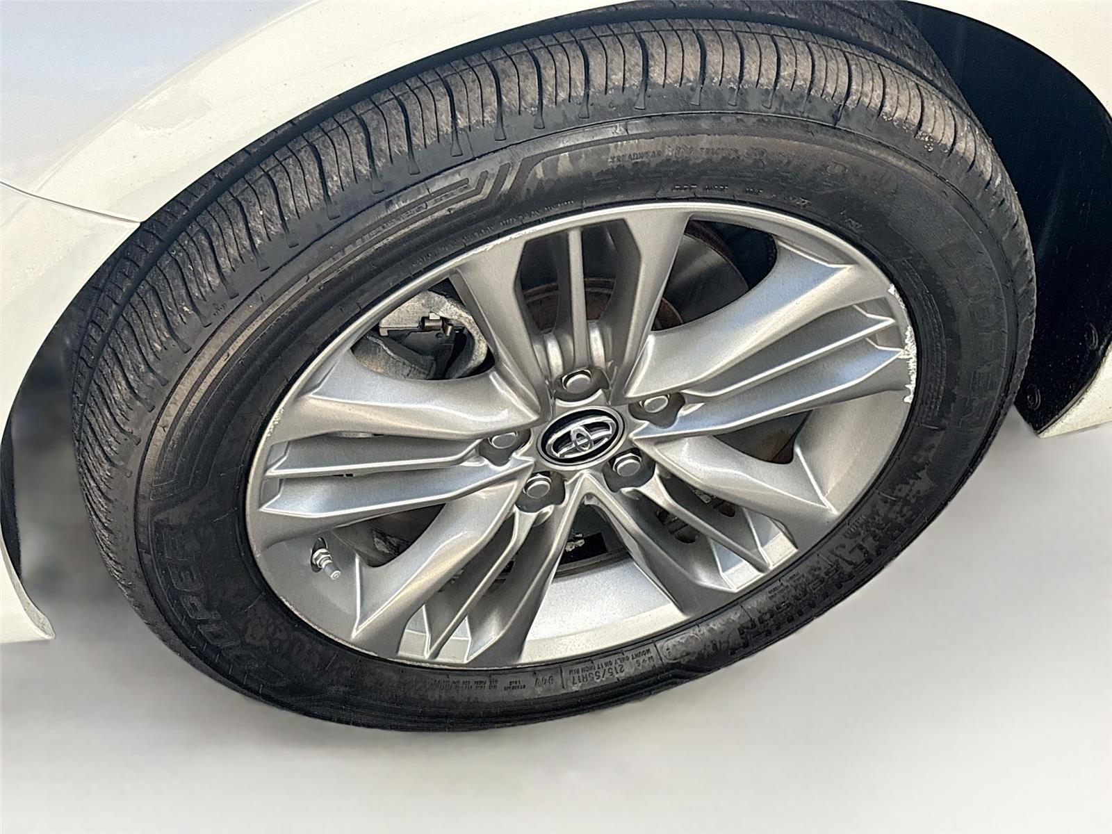 2016 Toyota Camry Hybrid SE