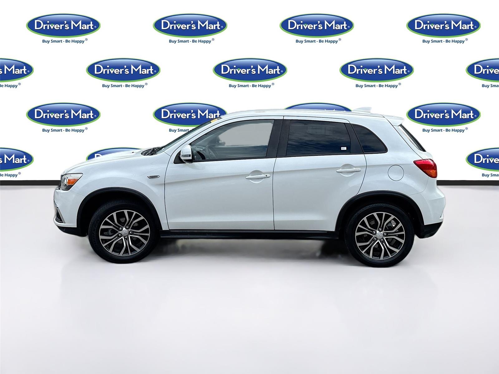 2019 Mitsubishi Outlander Sport ES photo 2