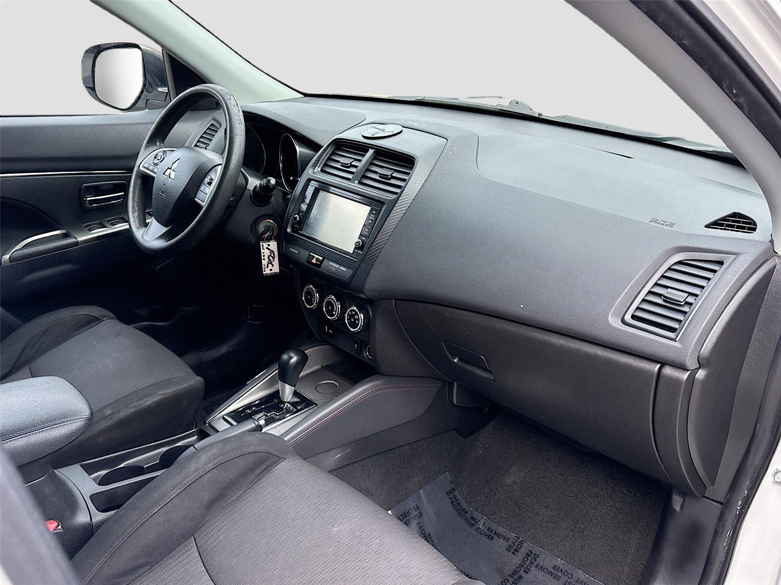 2019 Mitsubishi Outlander Sport ES 2.0