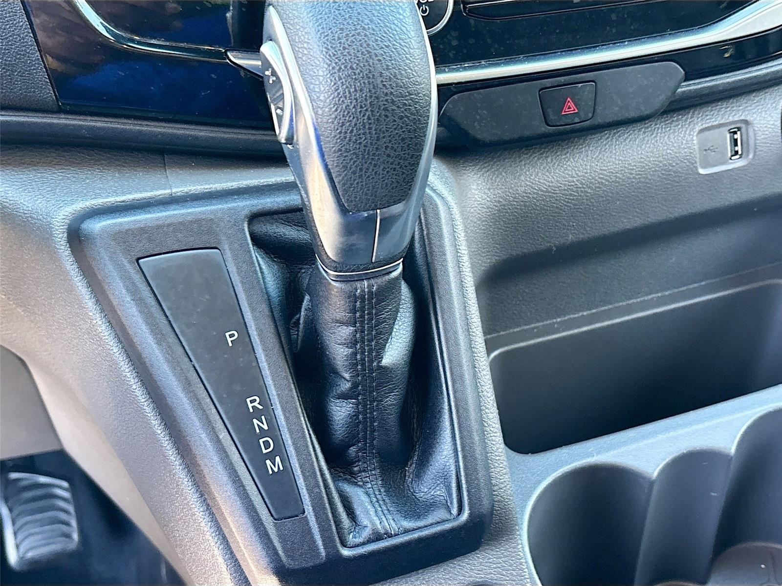 2023 Ford Transit Passenger Wagon XLT