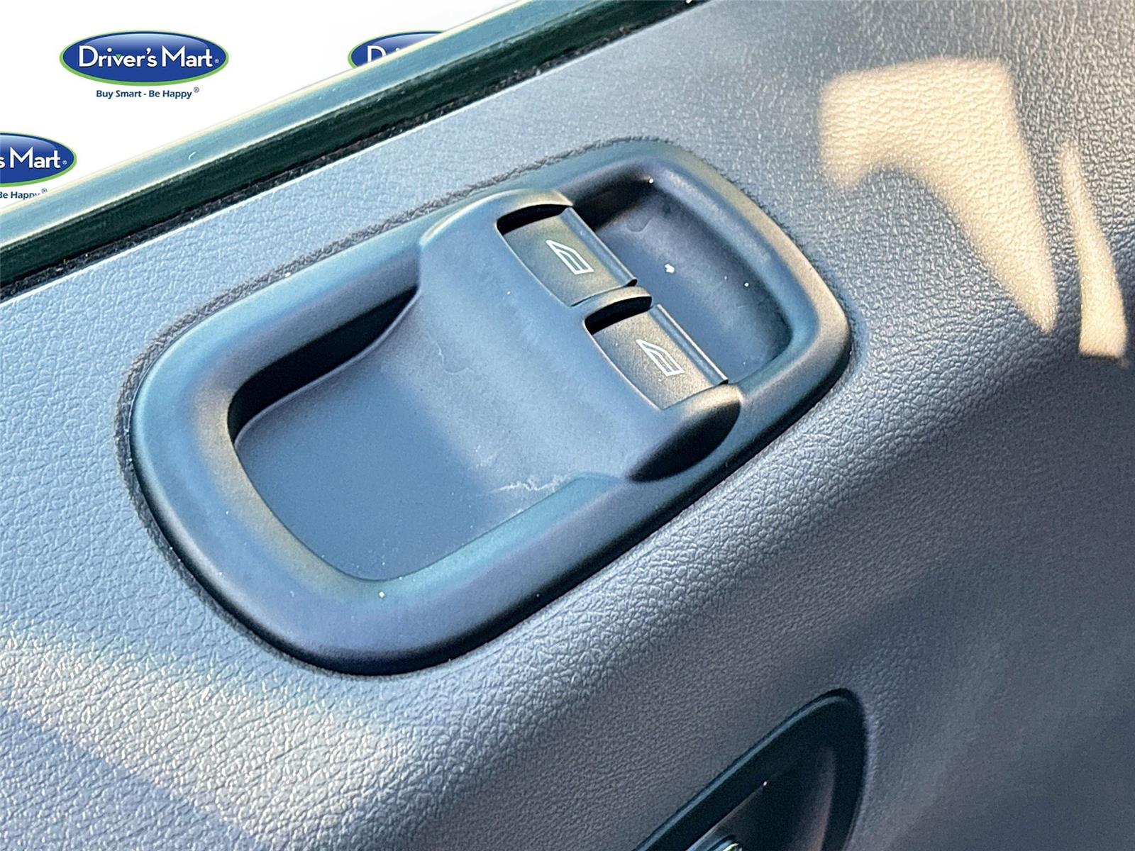 2023 Ford Transit Passenger Wagon XLT