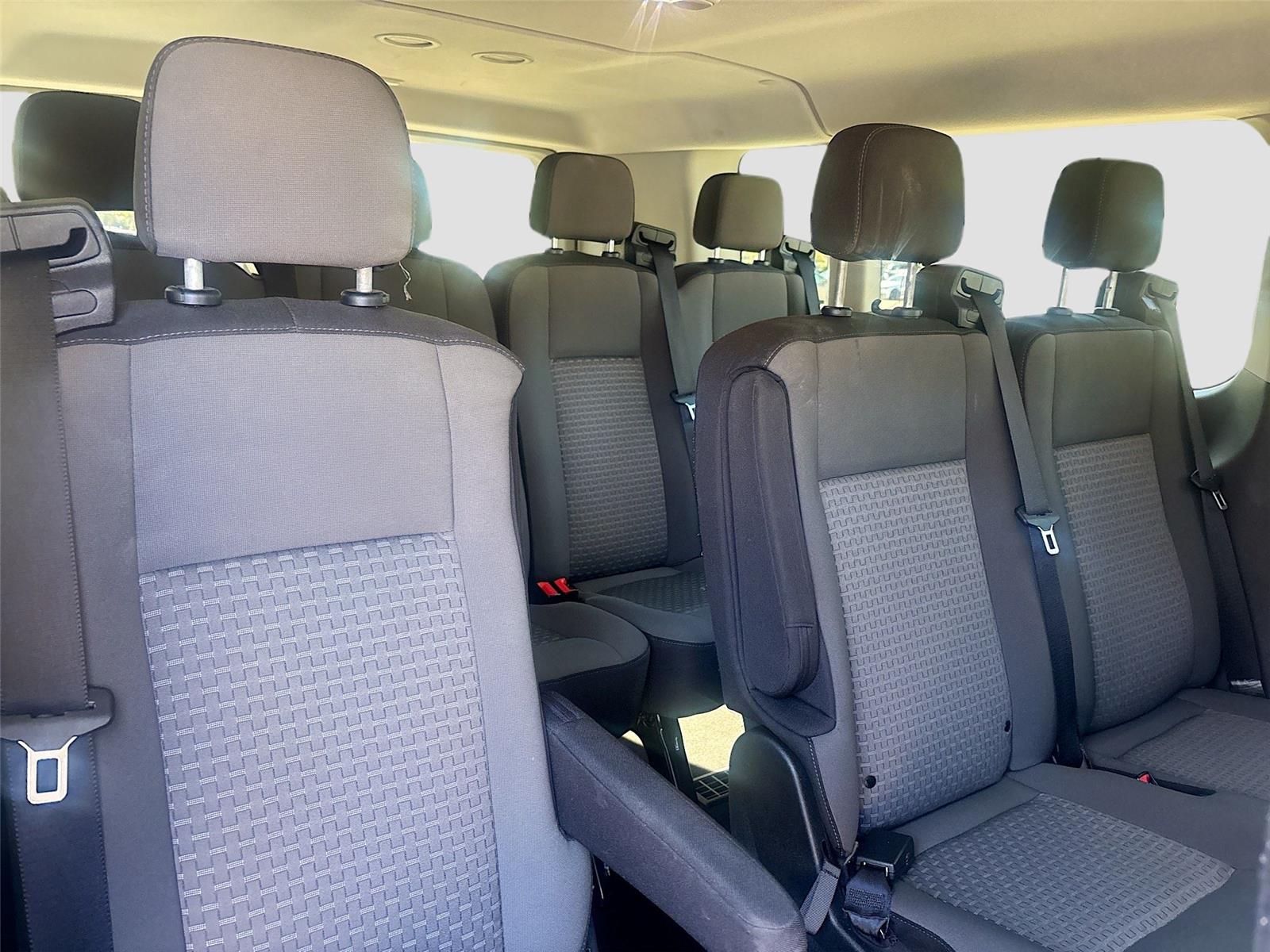 2023 Ford Transit Passenger Wagon XLT