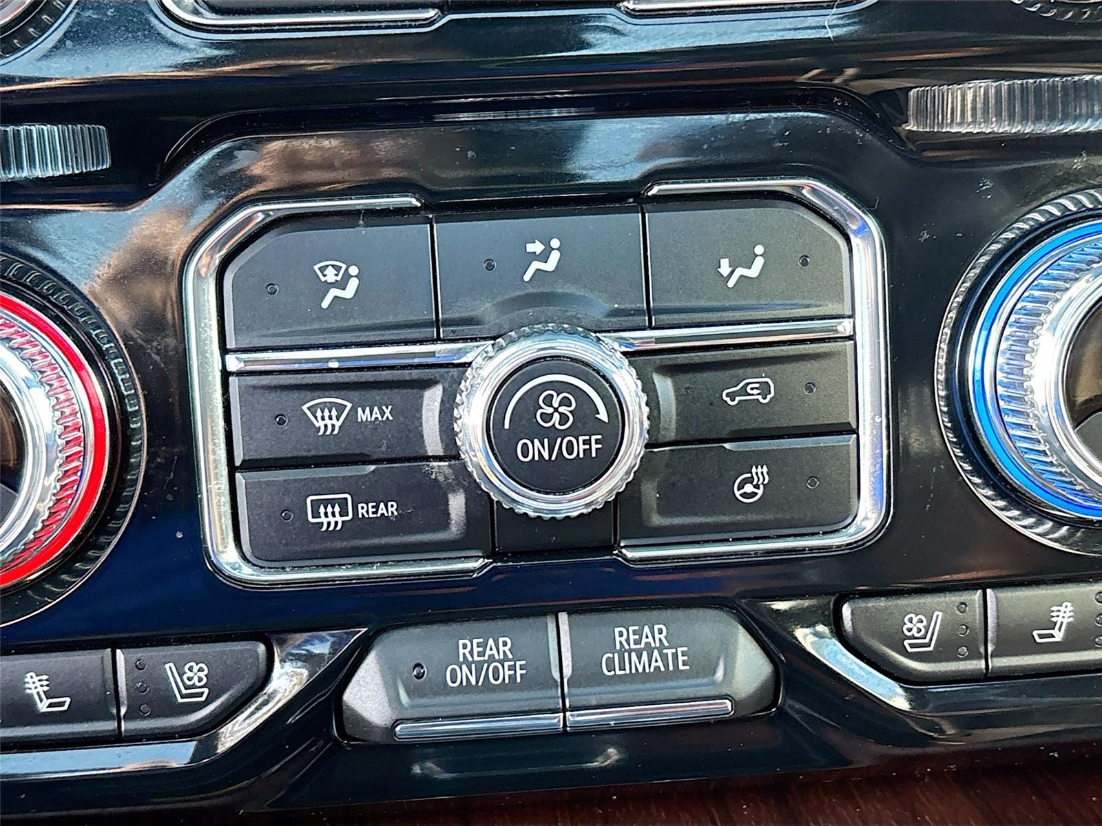 2023 GMC Yukon Denali Ultimate