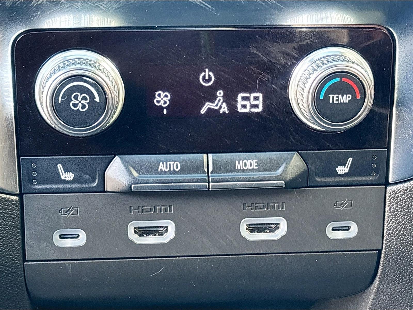 2023 GMC Yukon Denali Ultimate