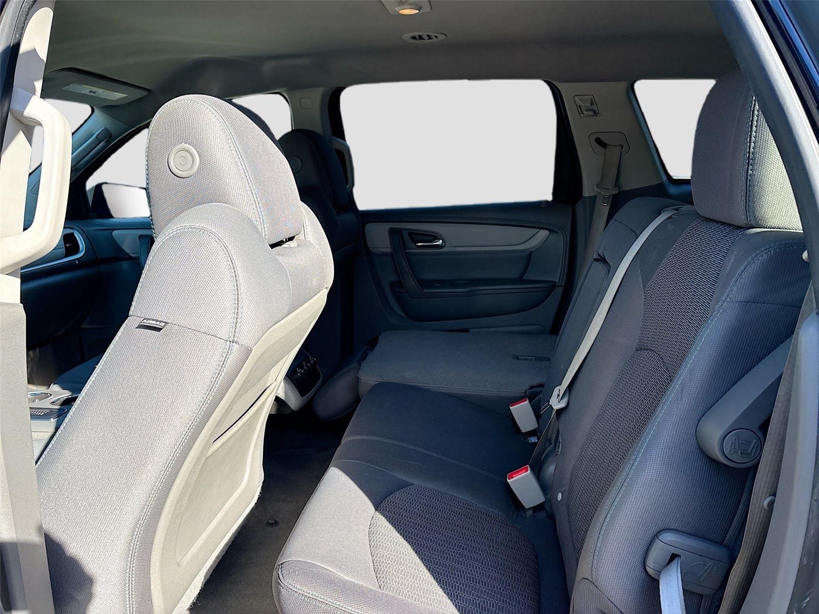 2016 Chevrolet Traverse LS