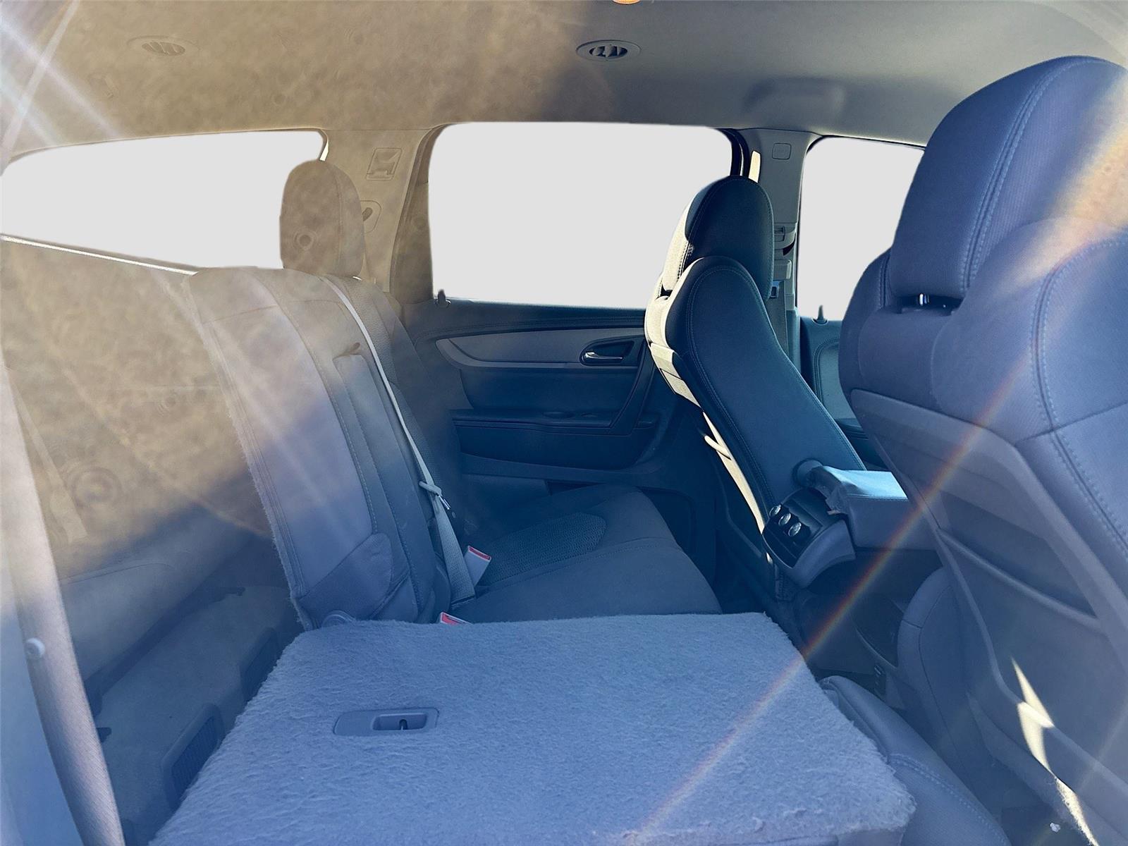 2016 Chevrolet Traverse LS