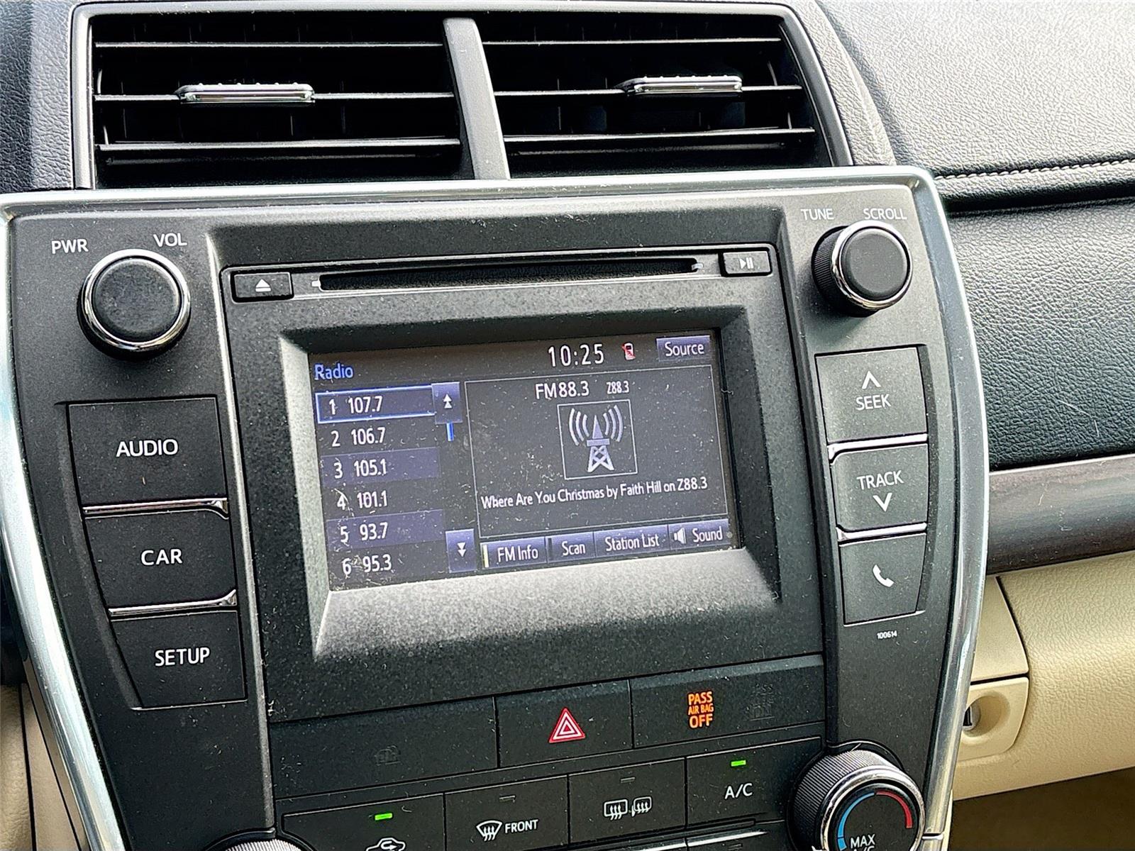 2017 Toyota Camry LE