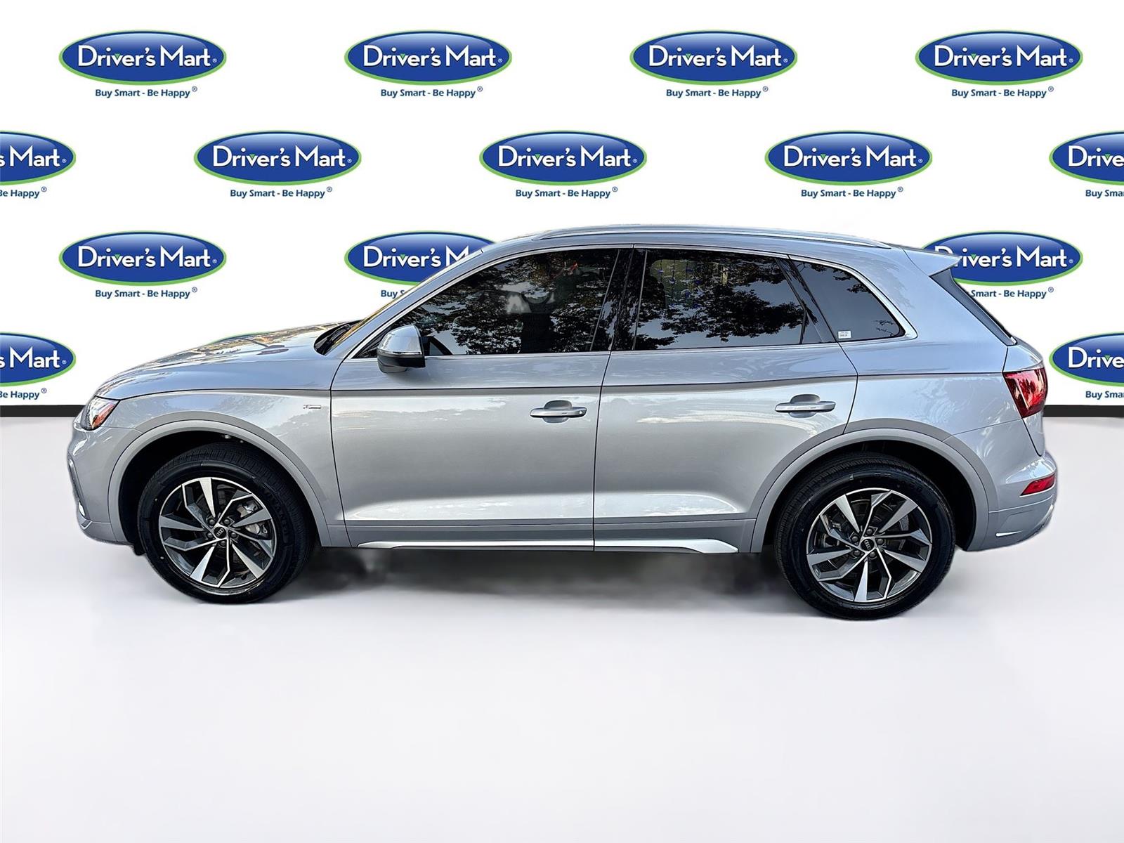 2022 Audi Q5 S line Premium Plus