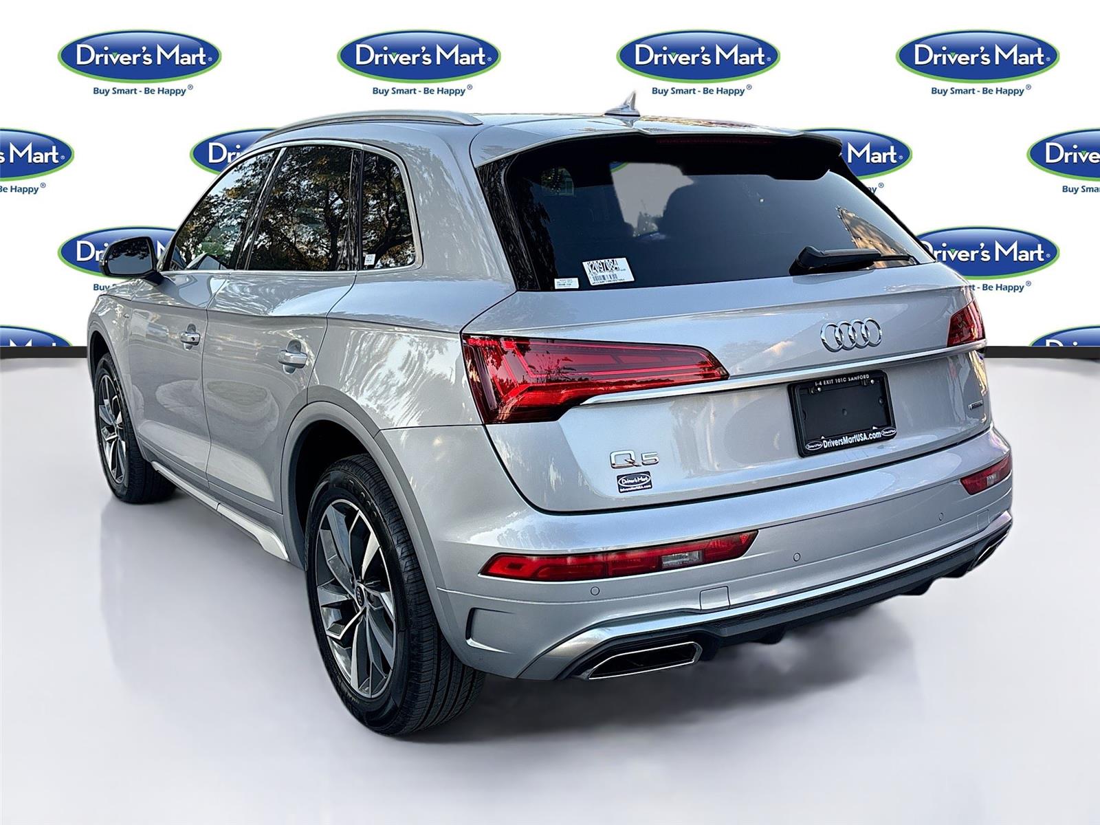 2022 Audi Q5 S line Premium Plus