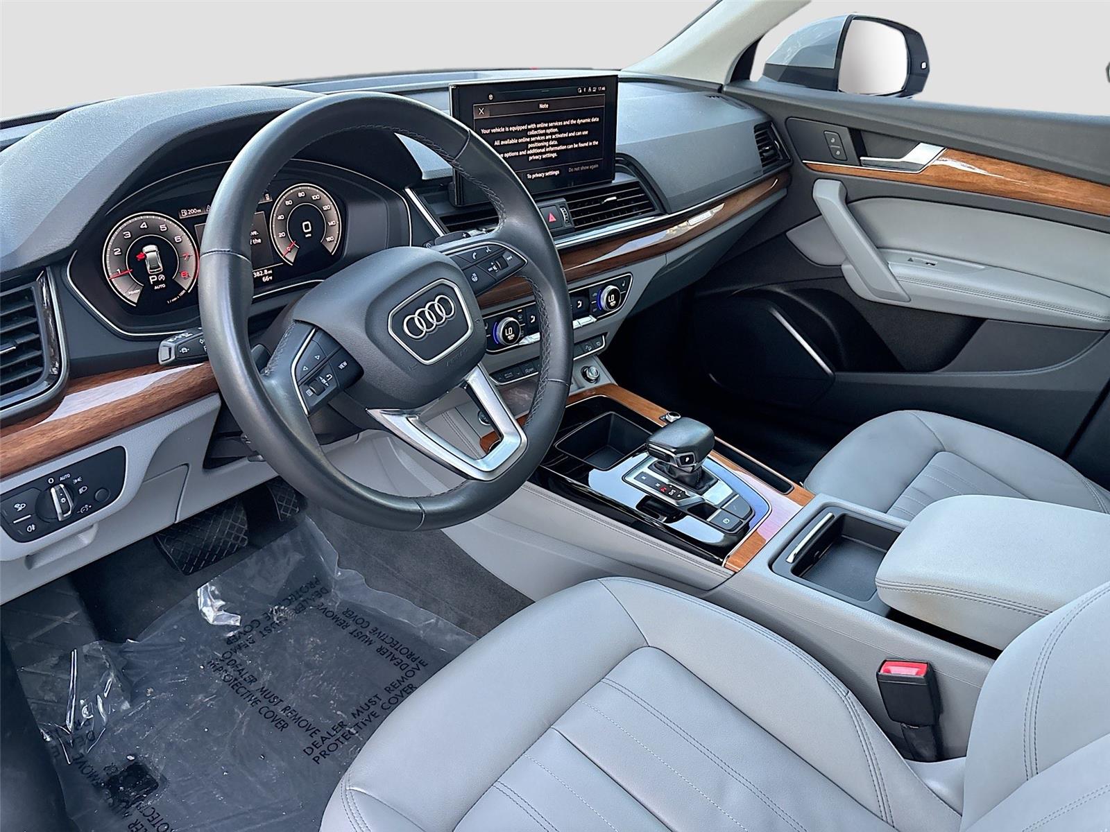 2022 Audi Q5 S line Premium Plus
