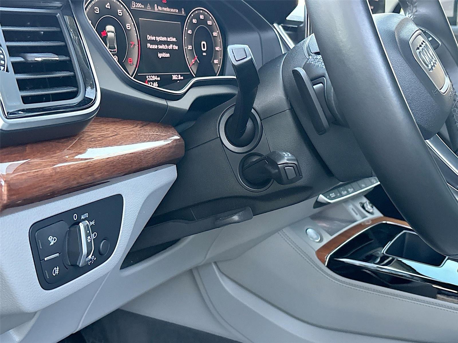 2022 Audi Q5 S line Premium Plus