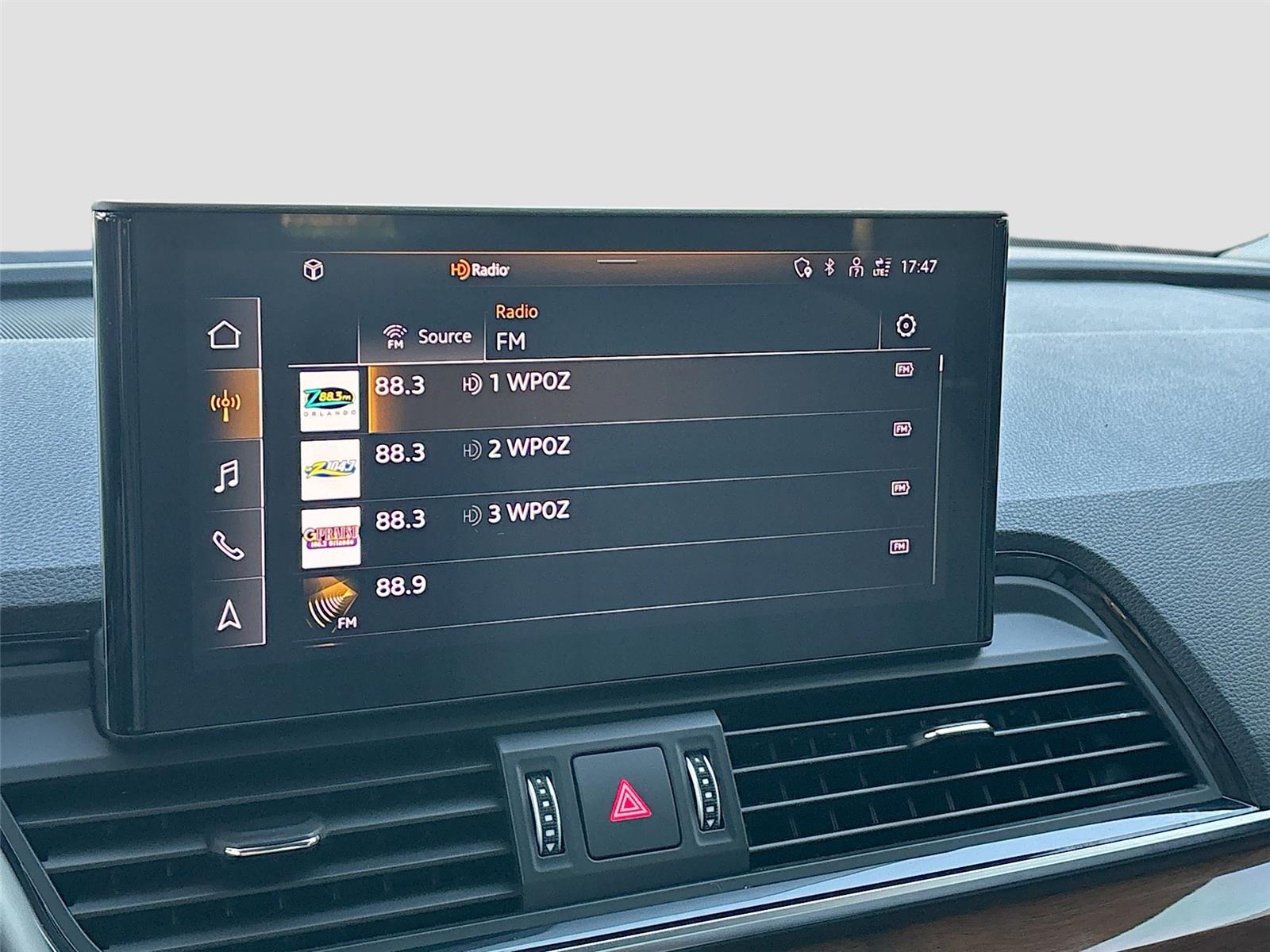 2022 Audi Q5 S line Premium Plus