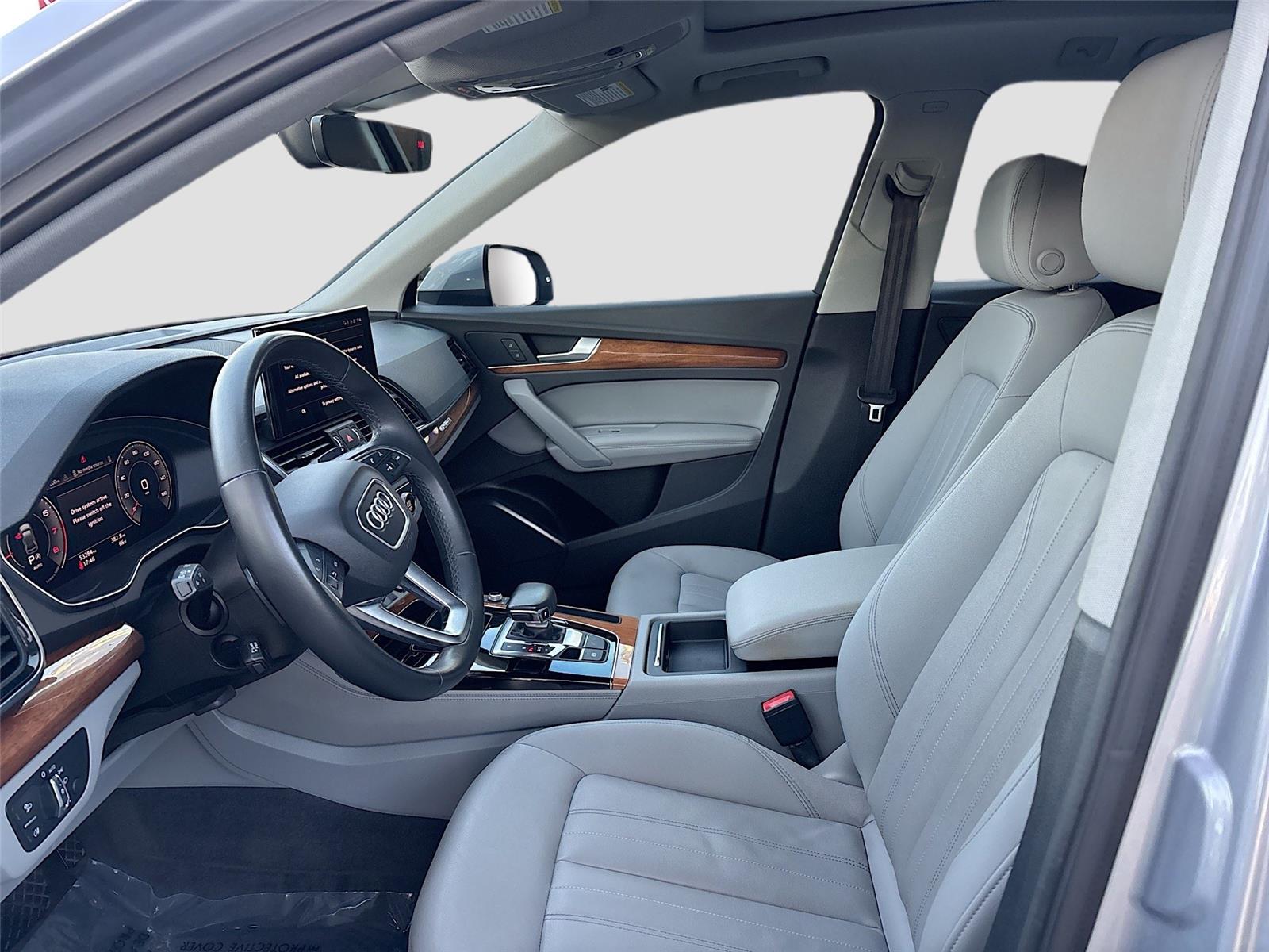 2022 Audi Q5 S line Premium Plus