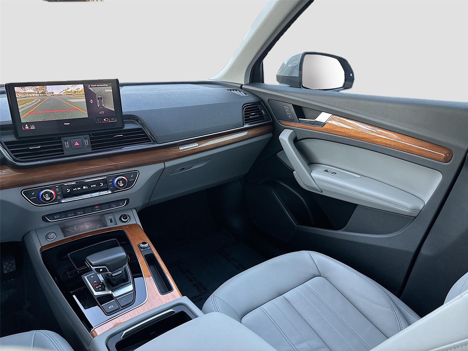 2022 Audi Q5 S line Premium Plus