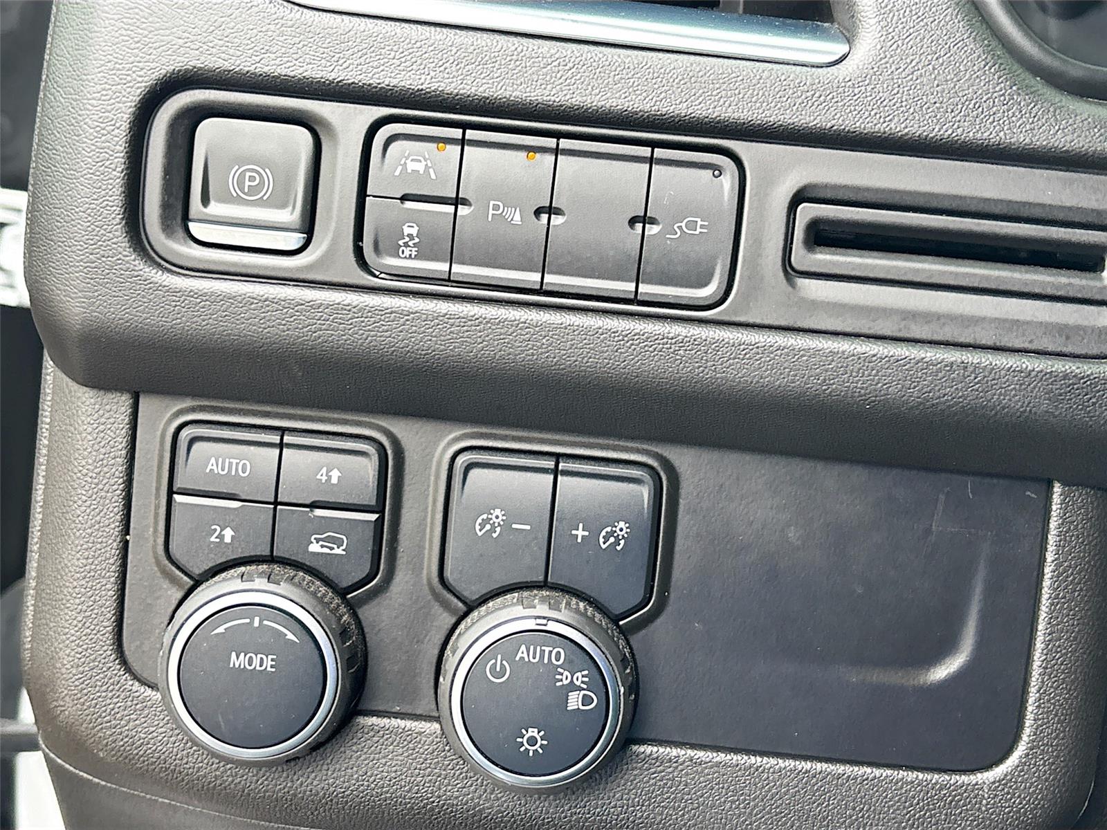 2022 Chevrolet Tahoe LS