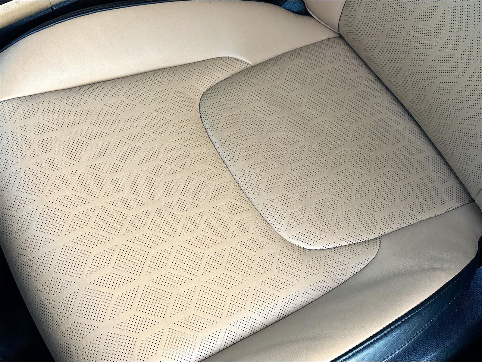 2022 Kia Carnival LX