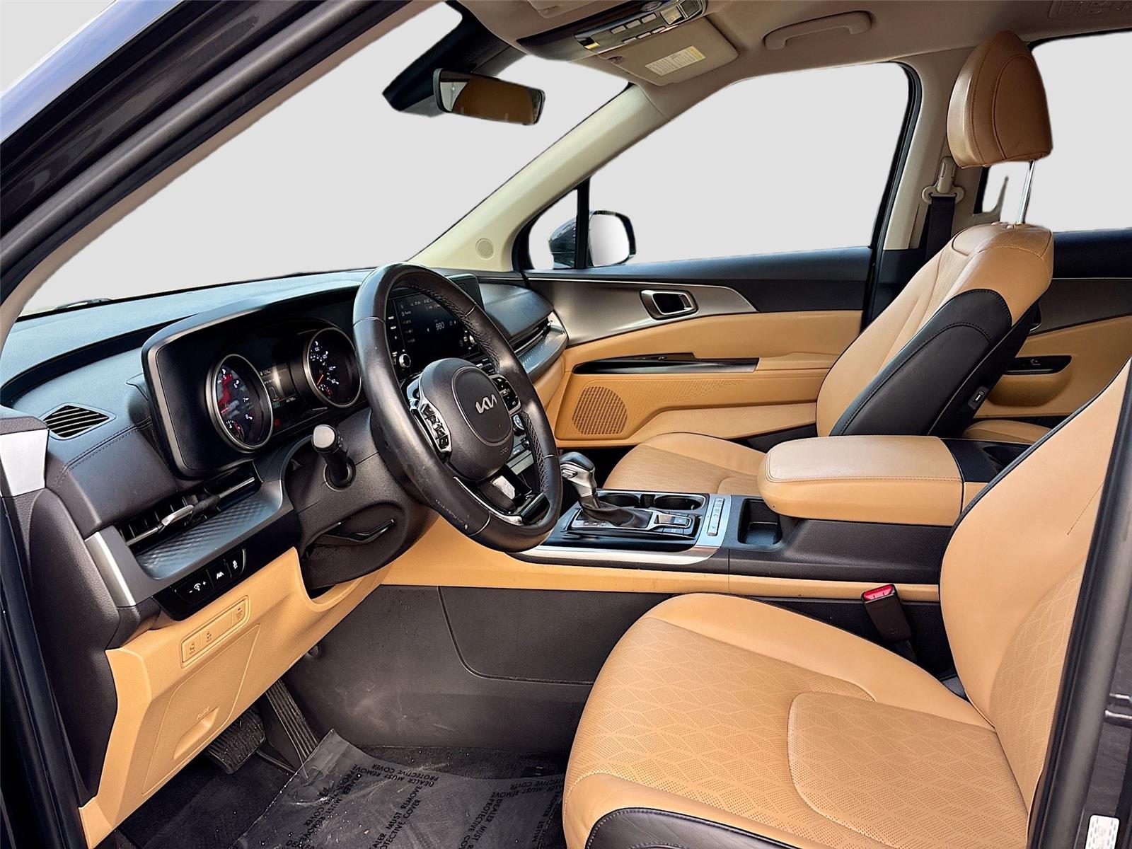 2022 Kia Carnival LX