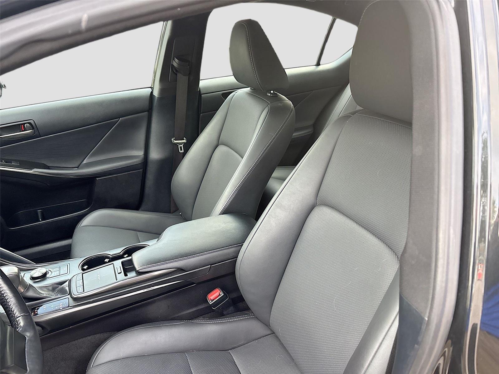 2022 Lexus IS IS 300