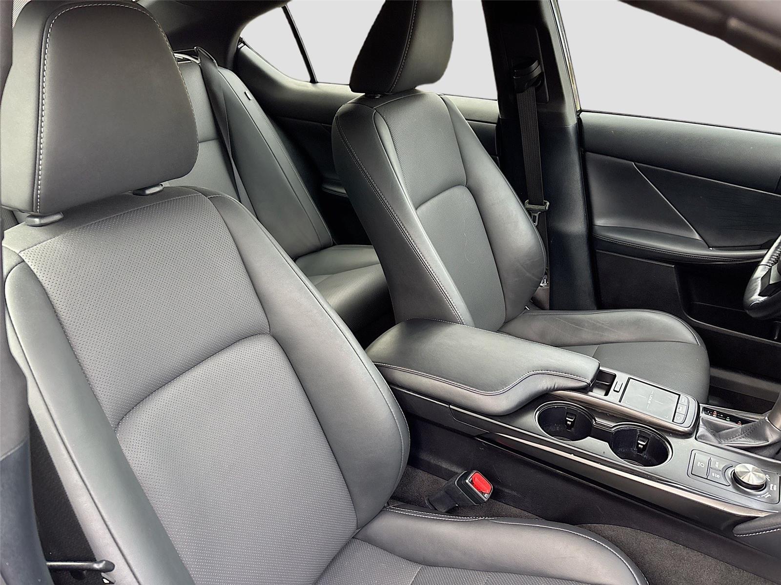 2022 Lexus IS IS 300