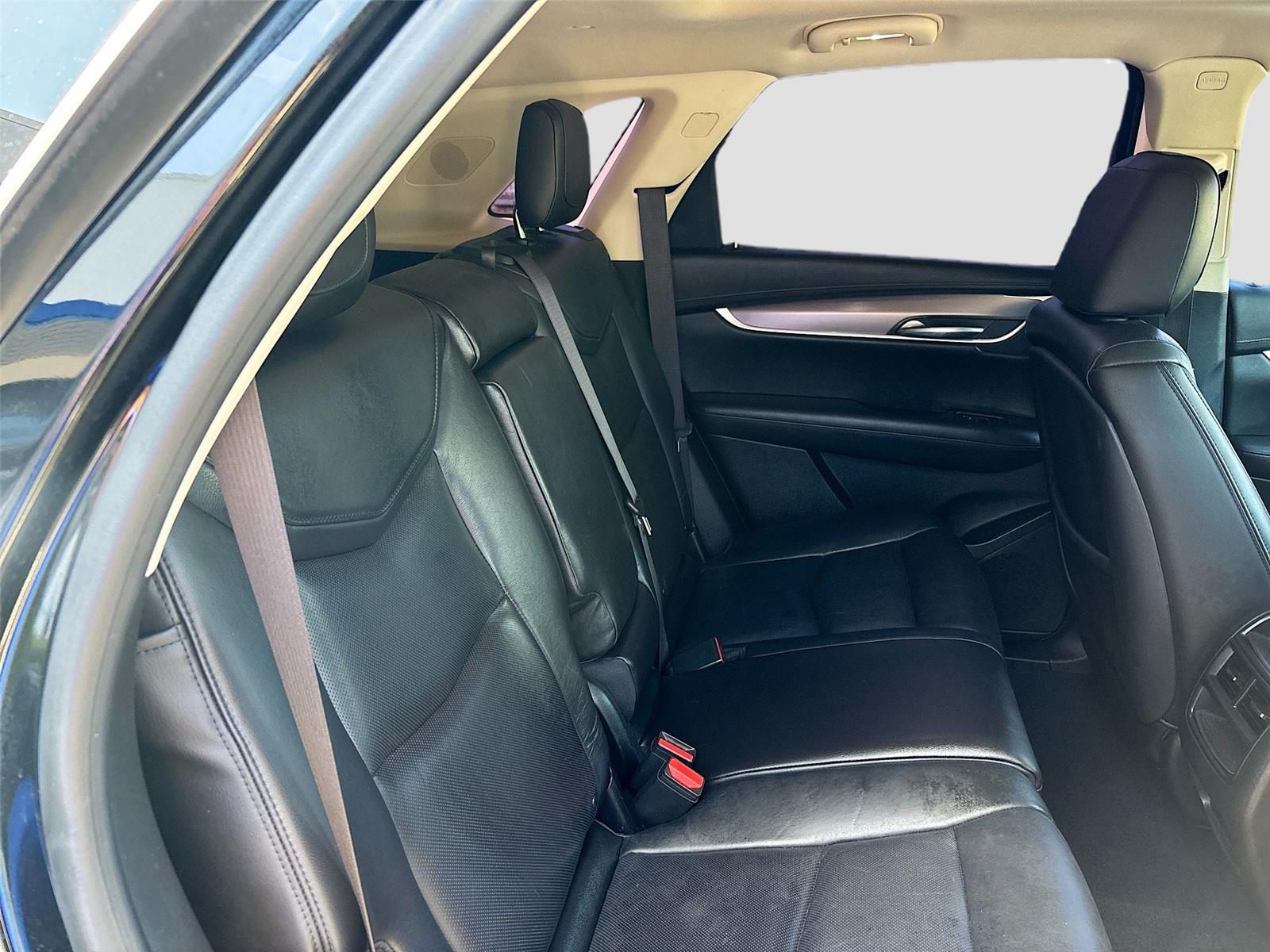 2017 Cadillac XT5 Premium Luxury FWD