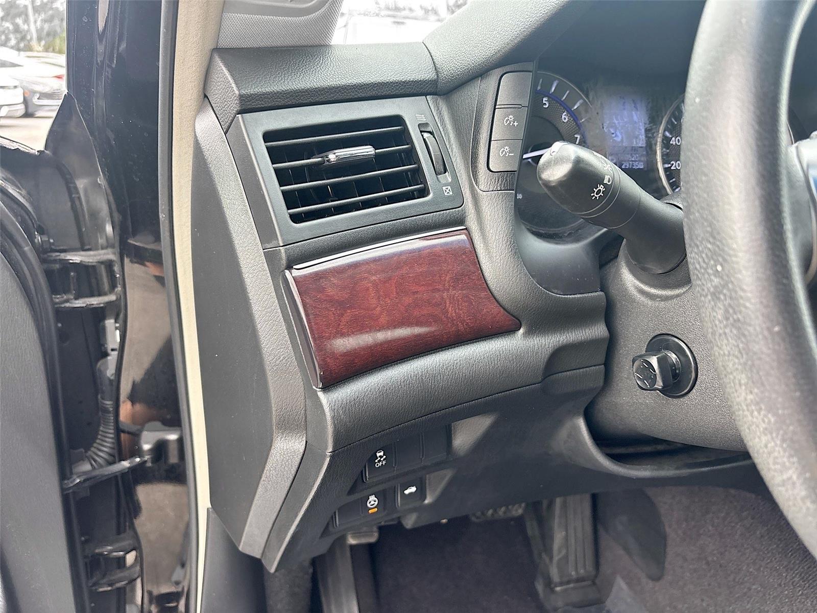 2018 INFINITI Q70 3.7 LUXE