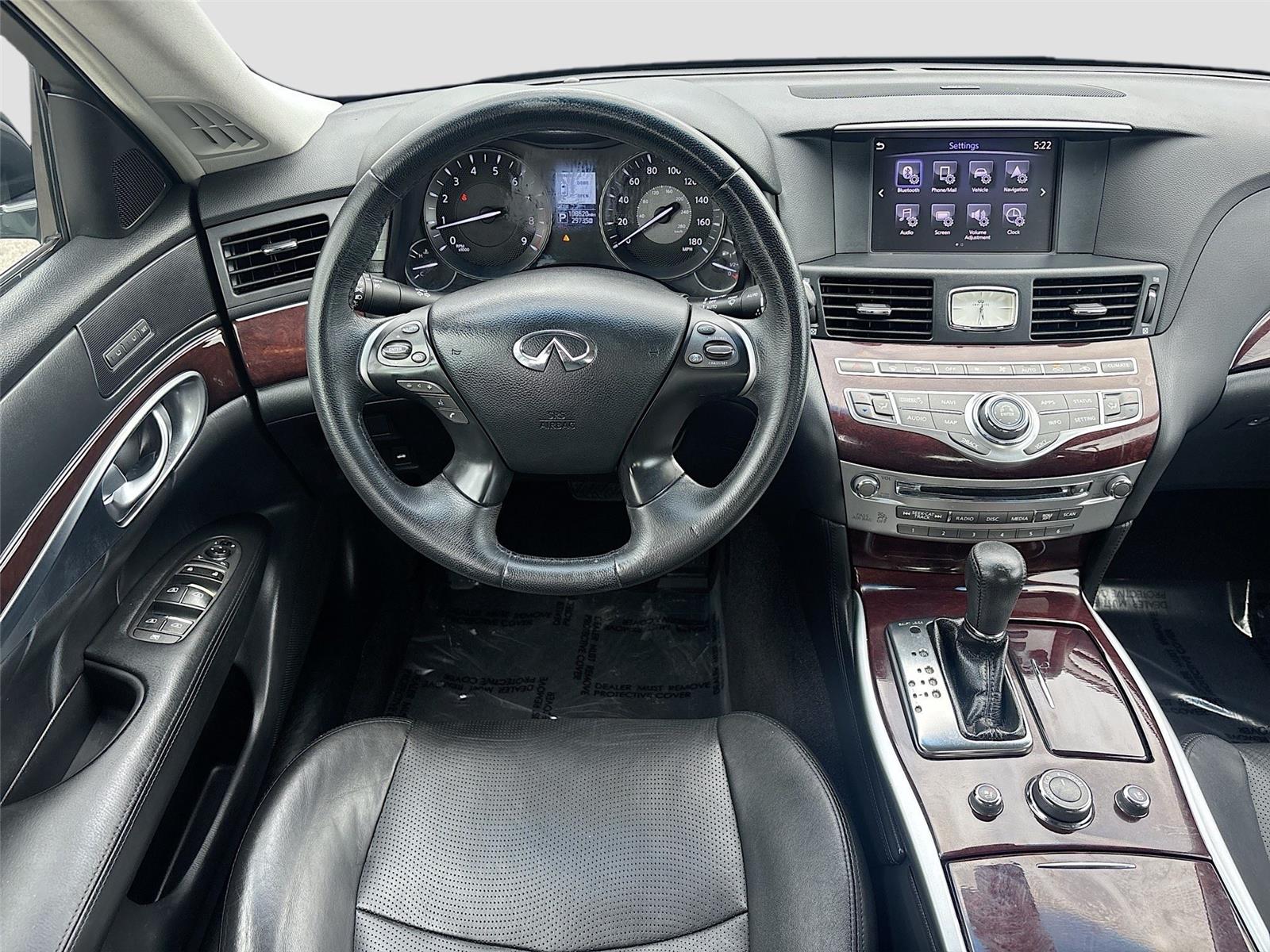 2018 INFINITI Q70 3.7 LUXE