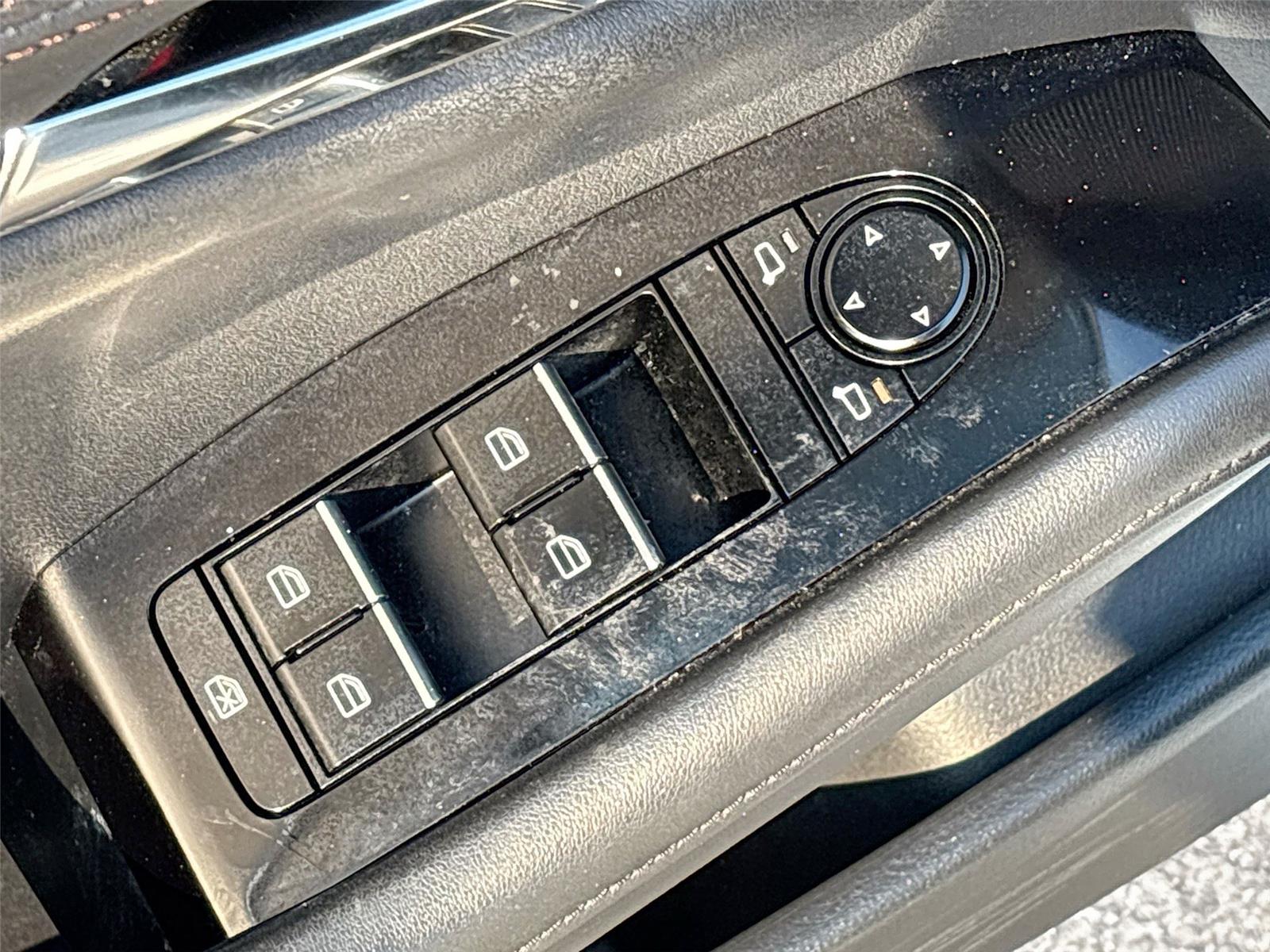 2023 Mazda Mazda3 Hatchback 2.5 S Preferred